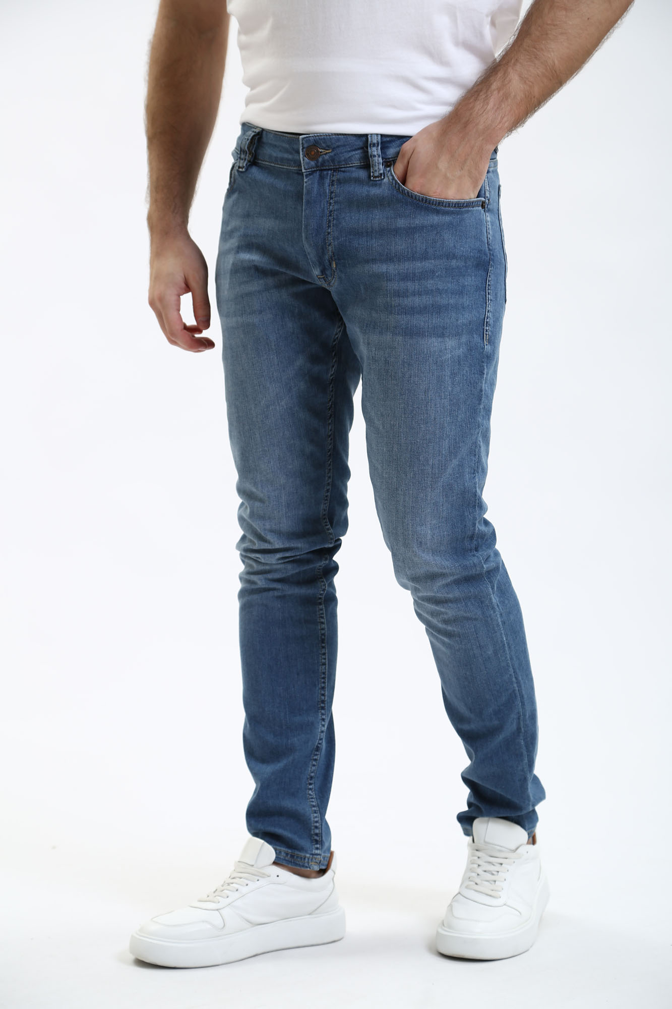 30041817_10017842 Джинсы 11 Robin_2-Z 10017842 Strellson Синий