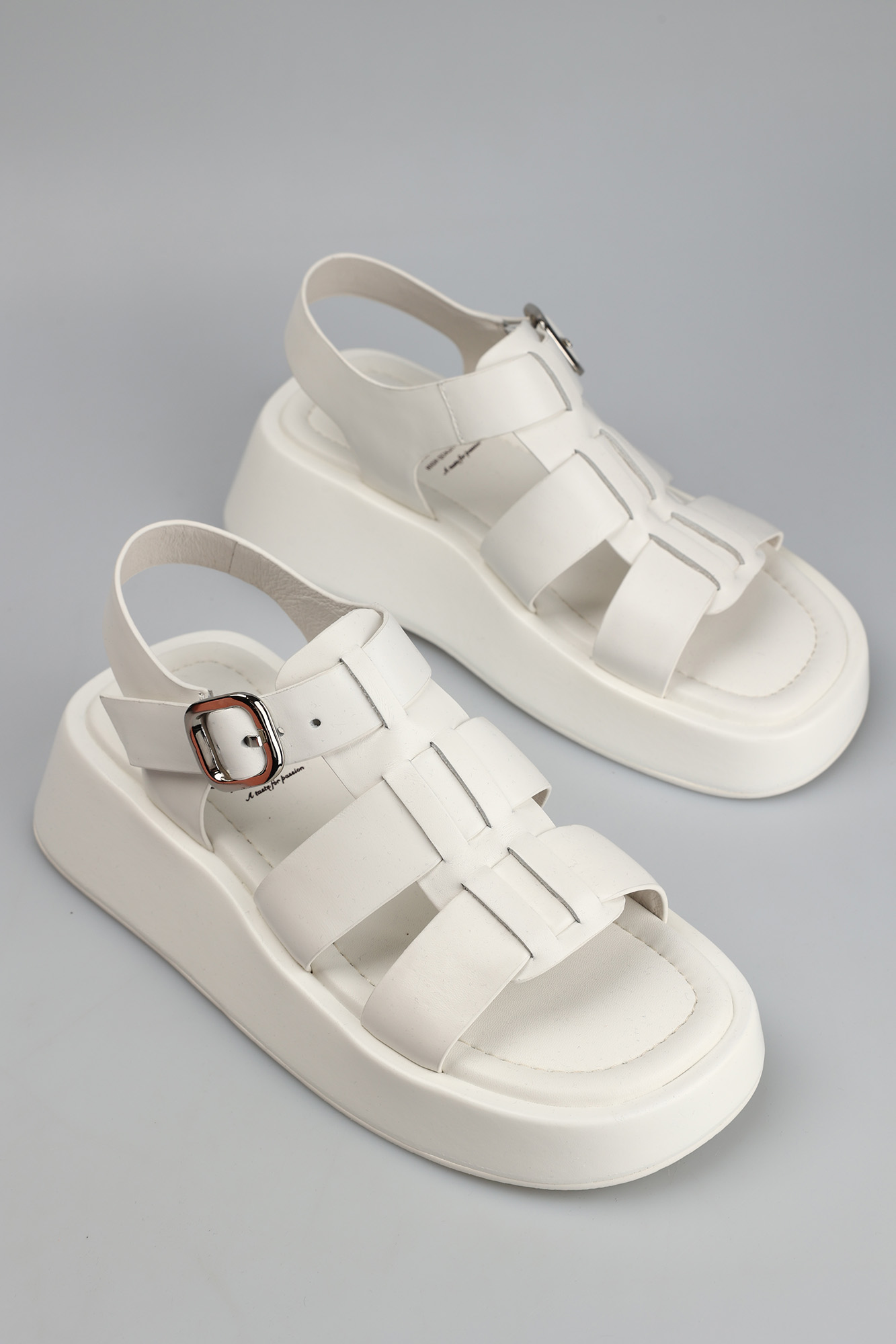 S0278-70 Сандалии Graciana Белый