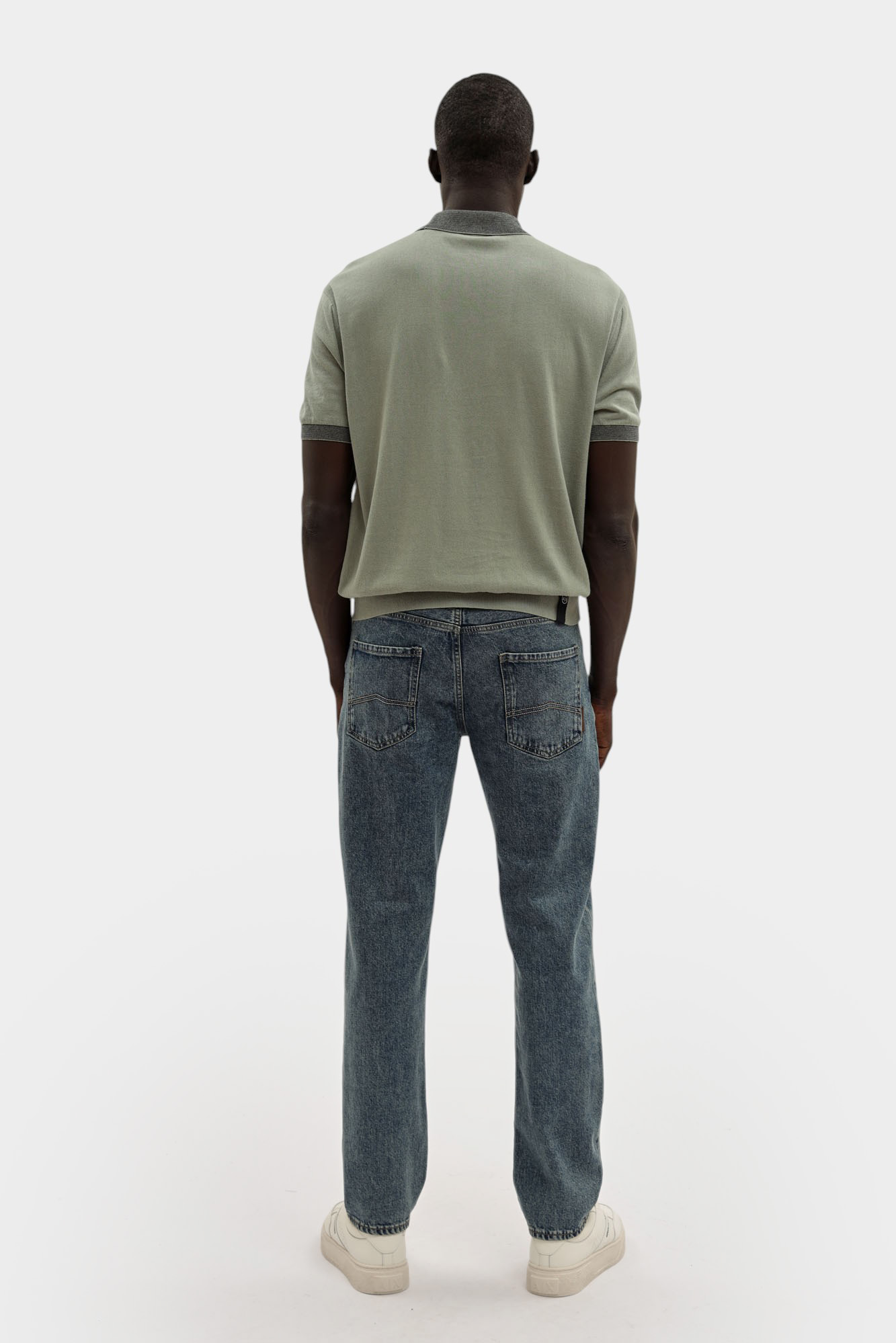 XM000049_AF14870 Джинсы Armani Exchange Голубой