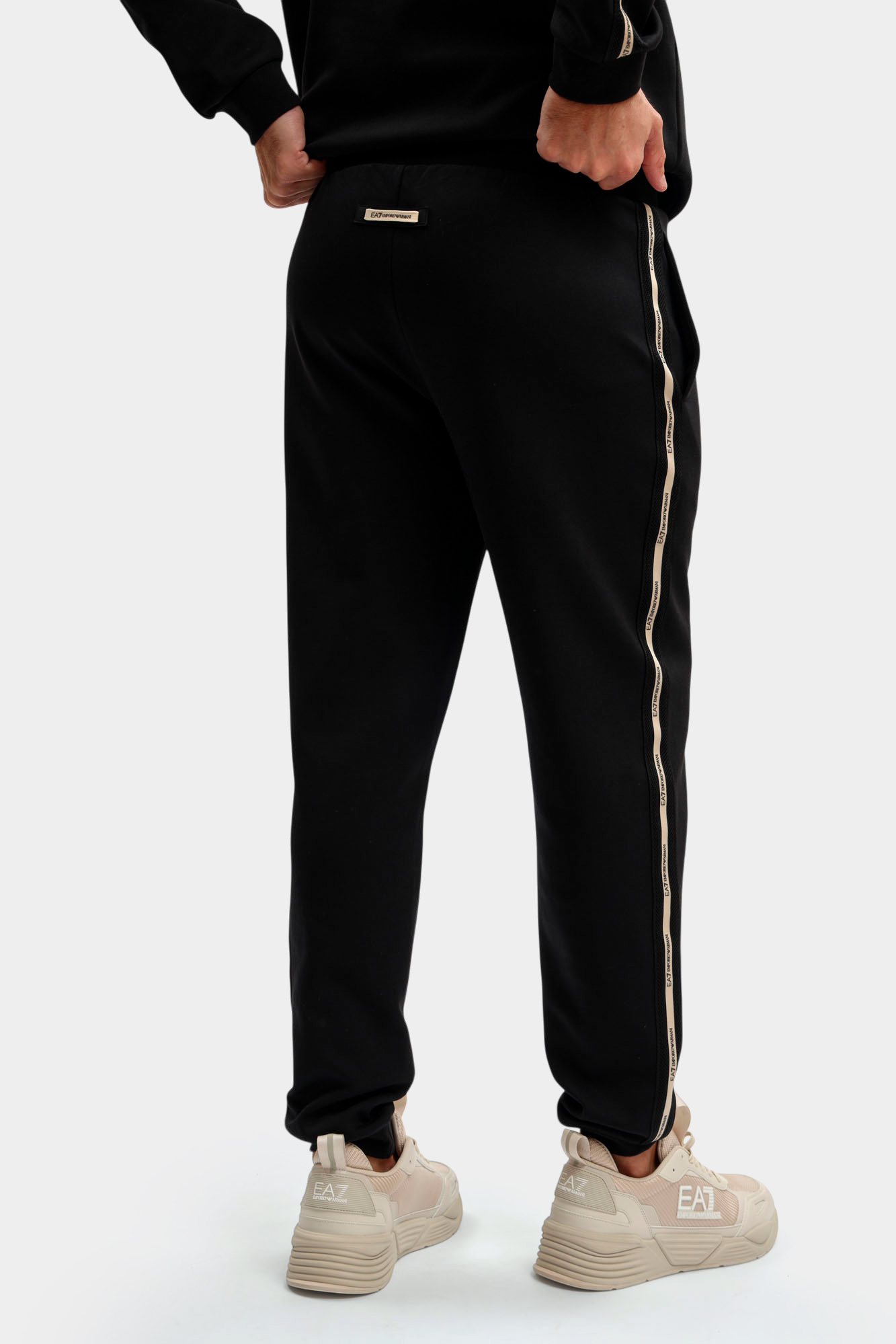 7M001478_AF12660 Толстовка EA7 Черный