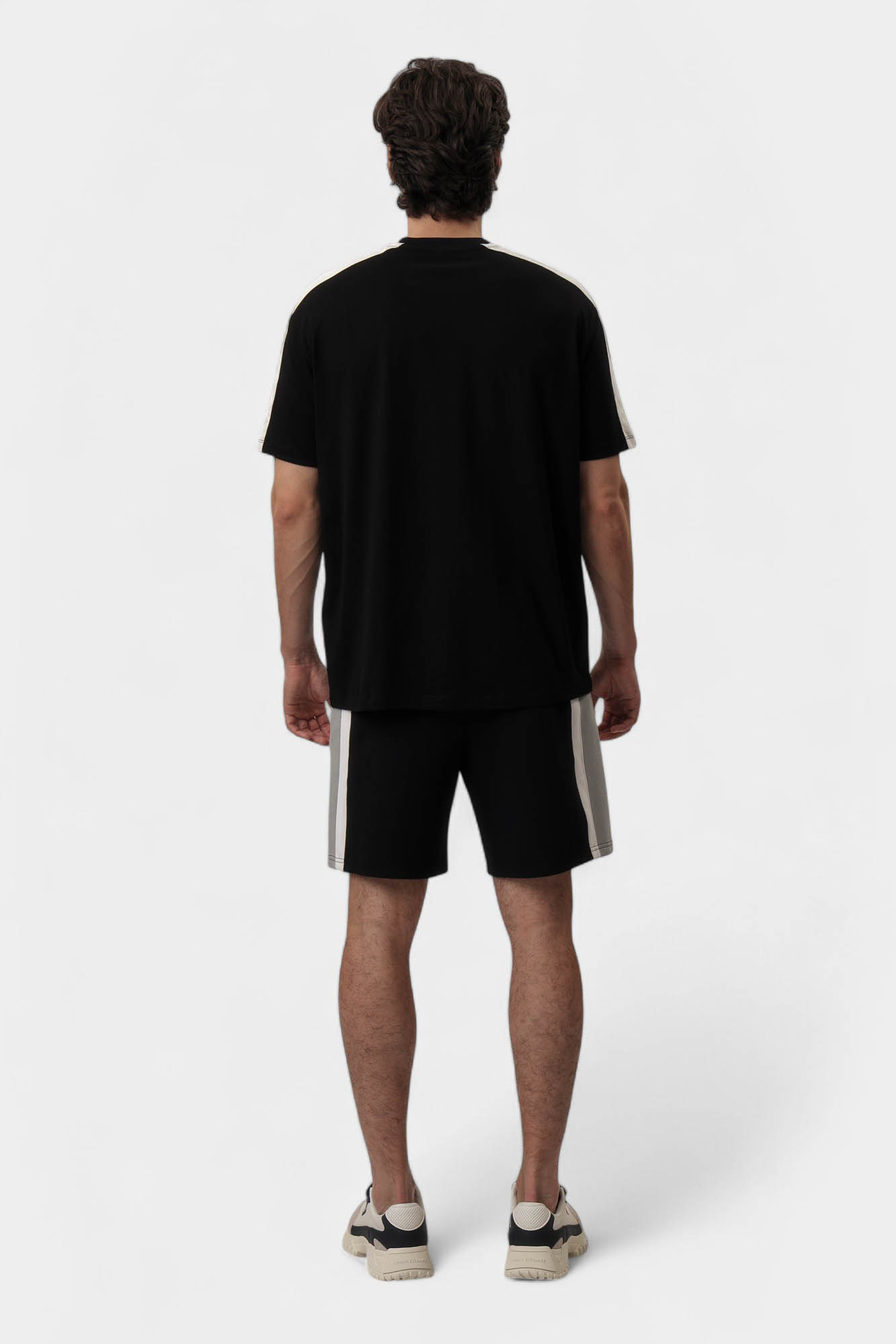 XM000521_AF13047 Шорты трикотажные Armani Exchange 
