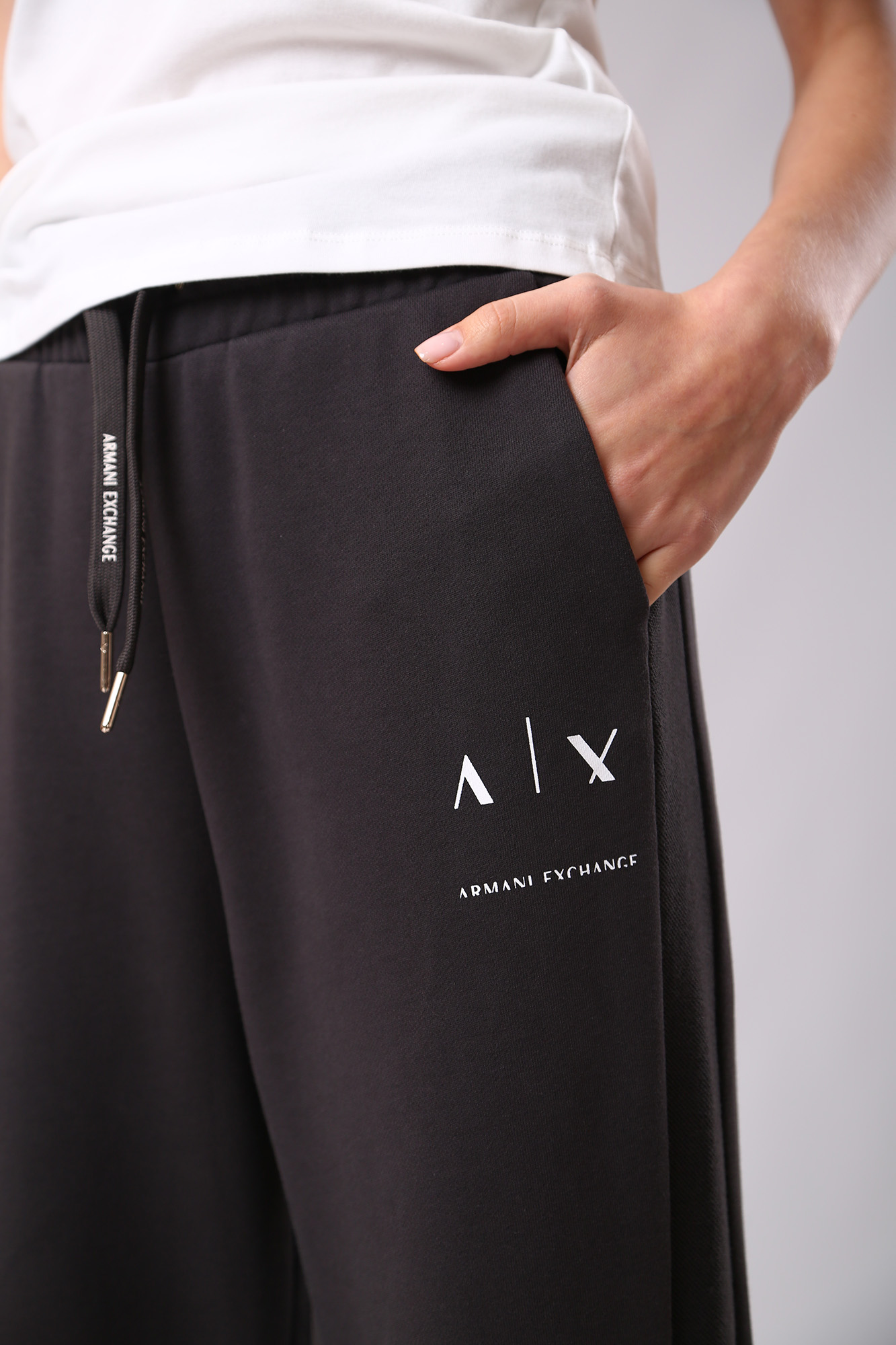 6LYP72_YJBSZ брюки спортивные armani exchange 