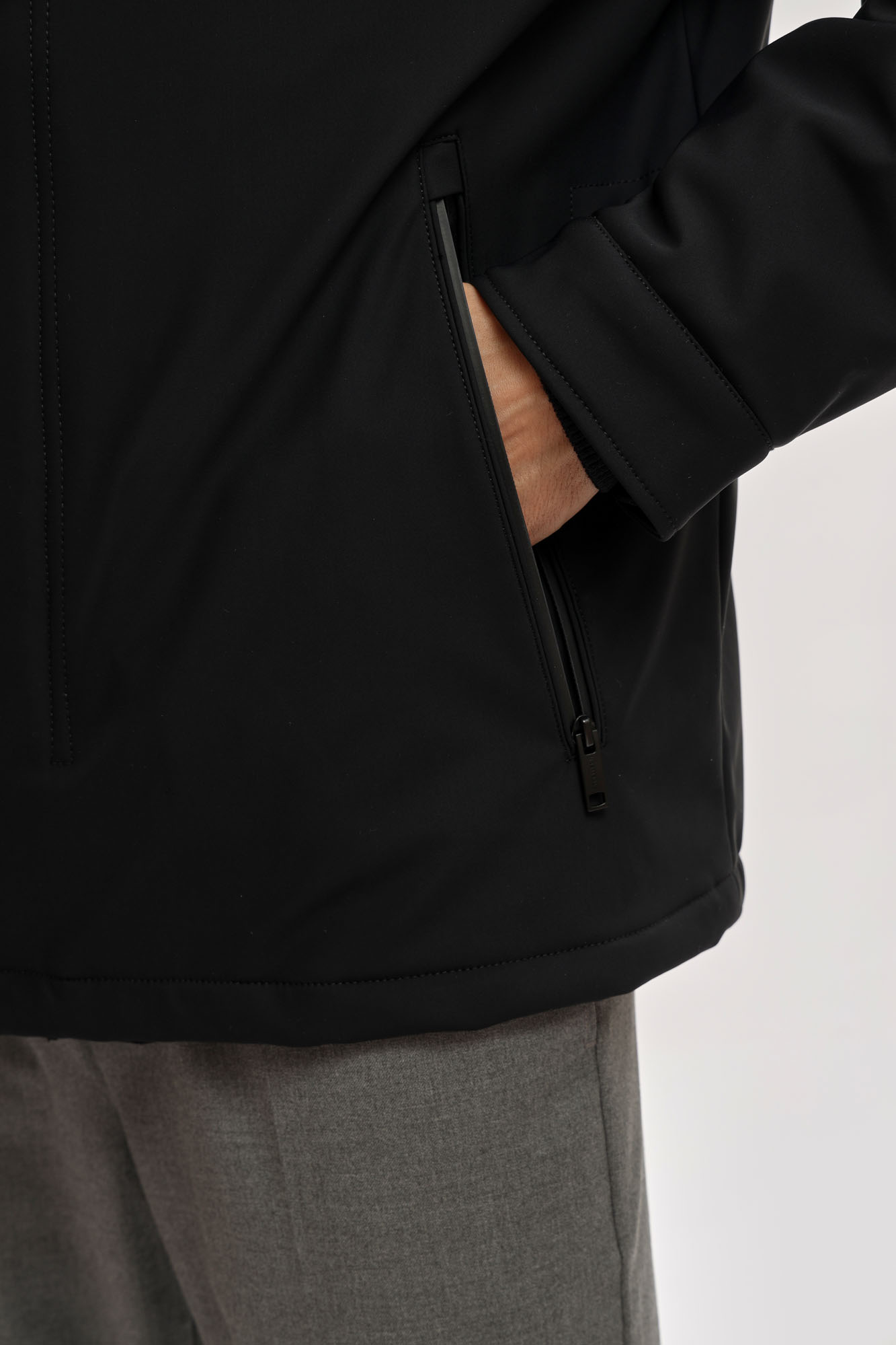 30047558_10018403 Куртка Strellson Черный