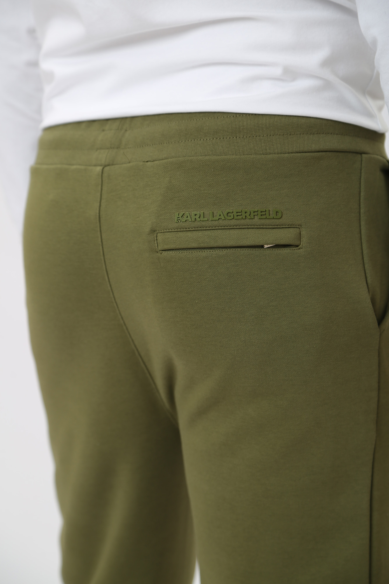 534910_705893 Брюки спортивные Karl Lagerfeld Зеленый
