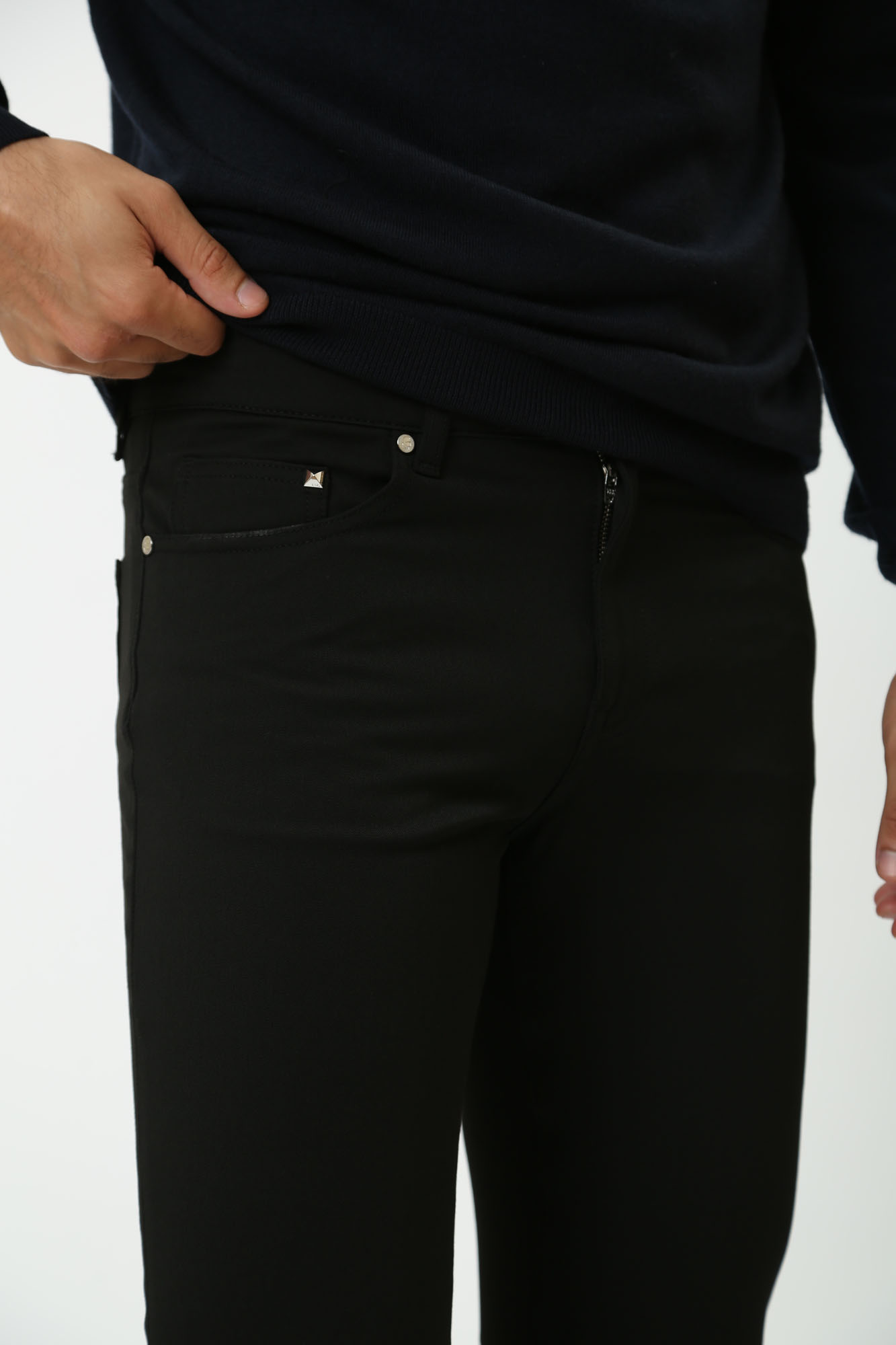 544815_265840 Брюки джинсовые Karl Lagerfeld Черный