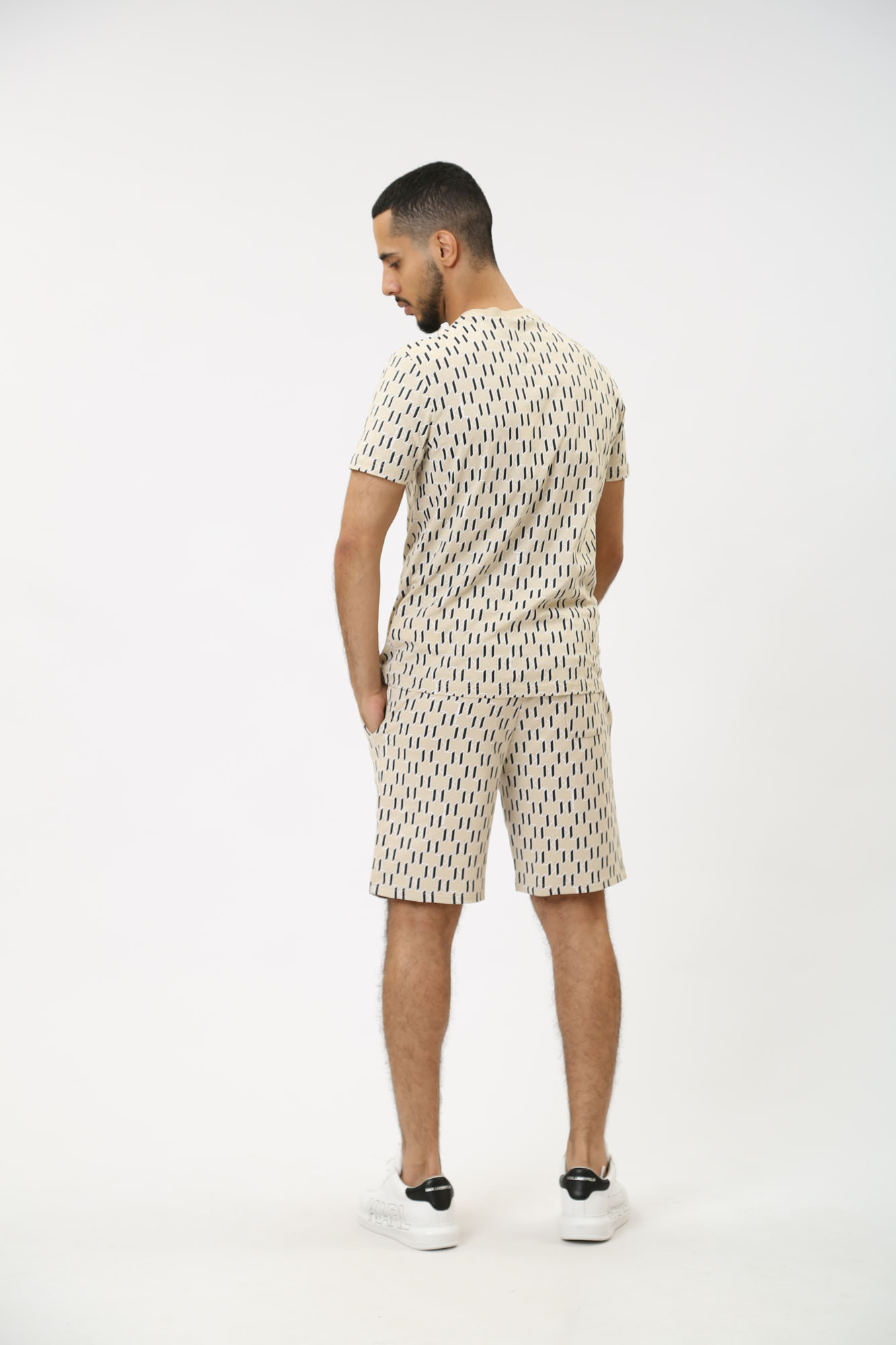 542251_755074 Футболка Karl Lagerfeld Бежевый