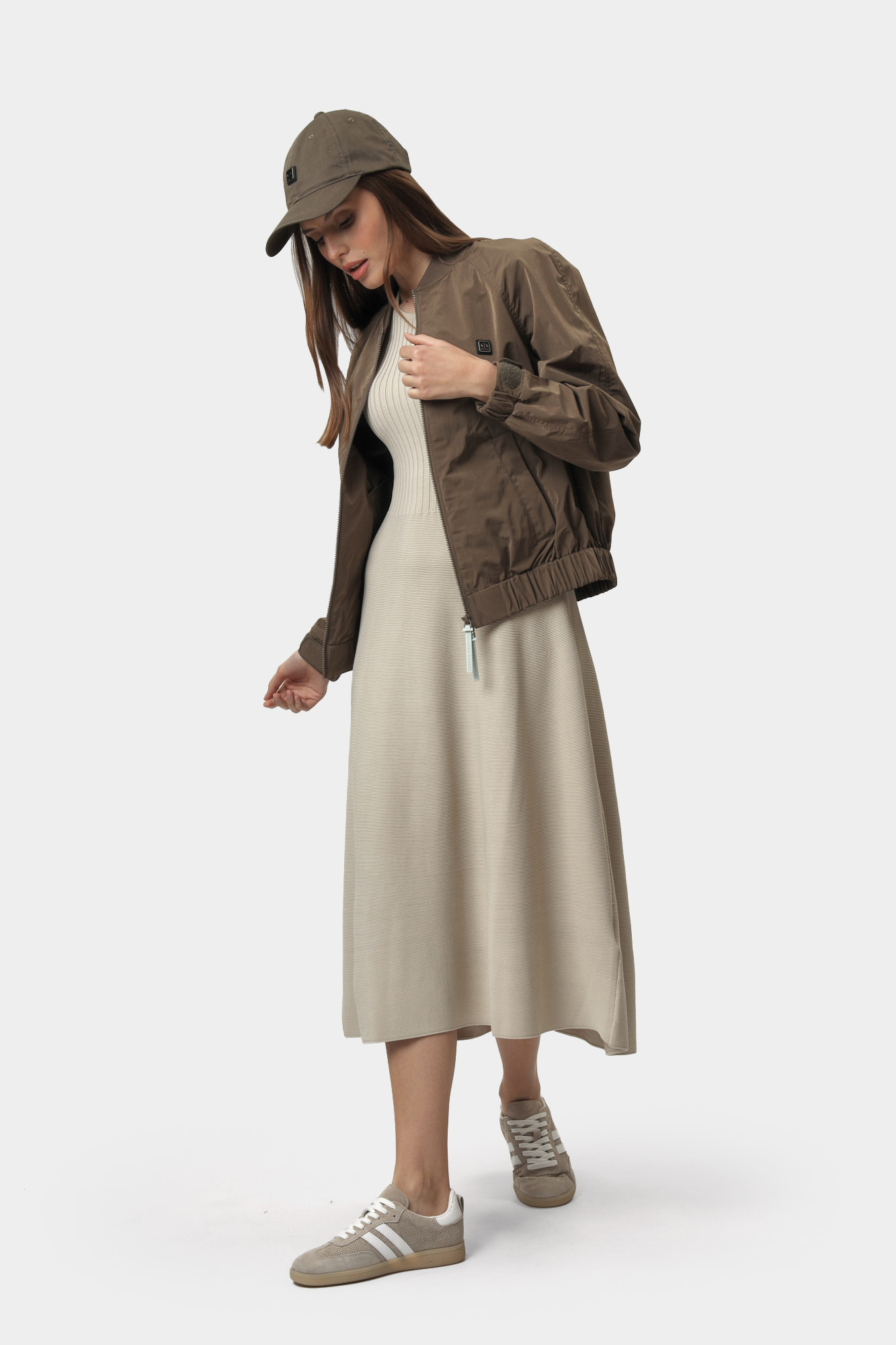 XW000312_AF12128 Кепка Armani Exchange Розовый