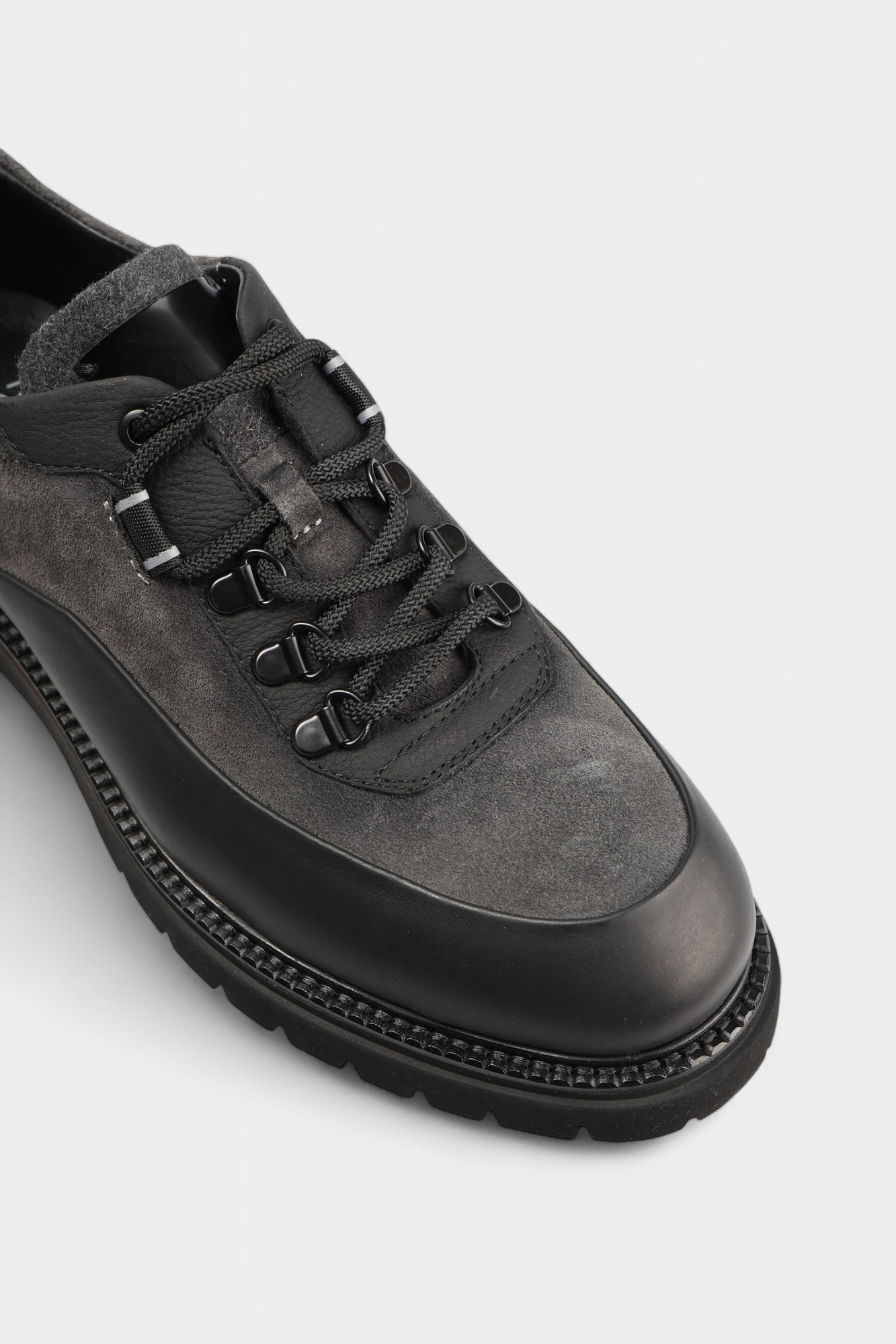 MCM267_01CK Туфли Marc Cony Серый