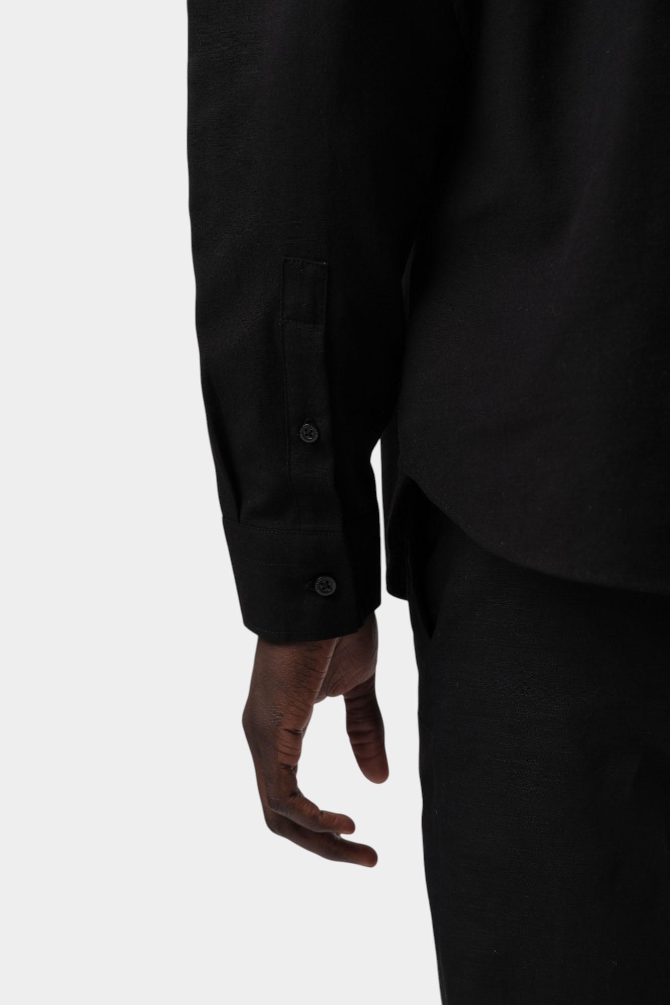 BMS0785L Сорочка льняная д/р Bikkembergs Черный