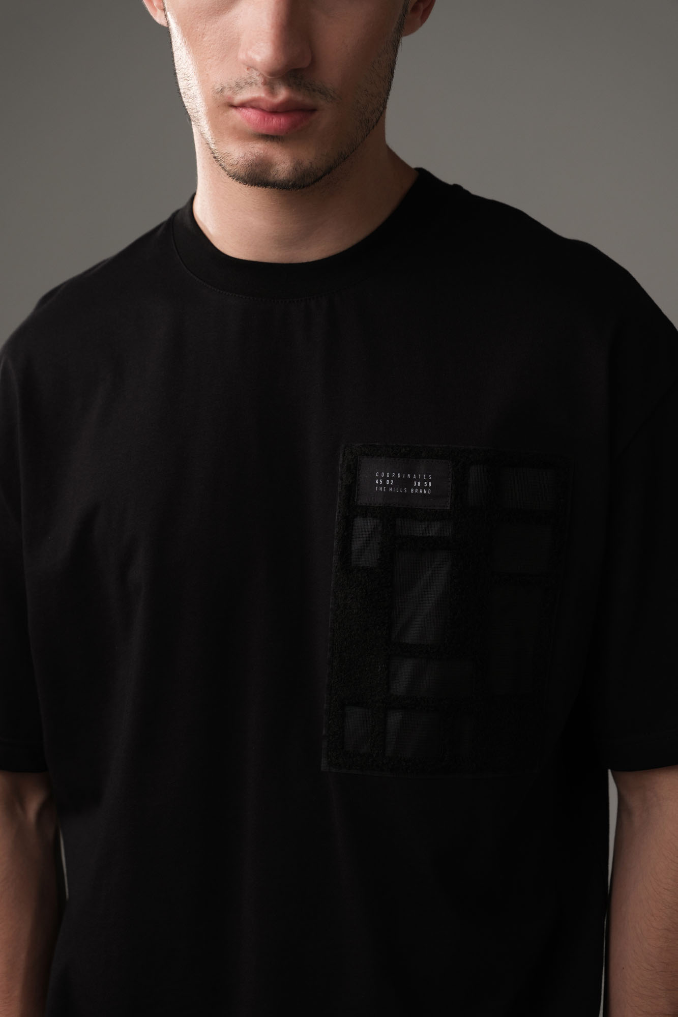 M-251-THT-22-0160 Футболка The Hills Черный