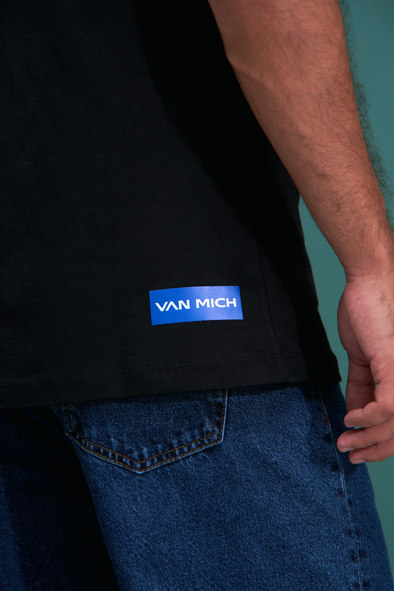 VM-232-22-017 Футболка Van Mich Черный