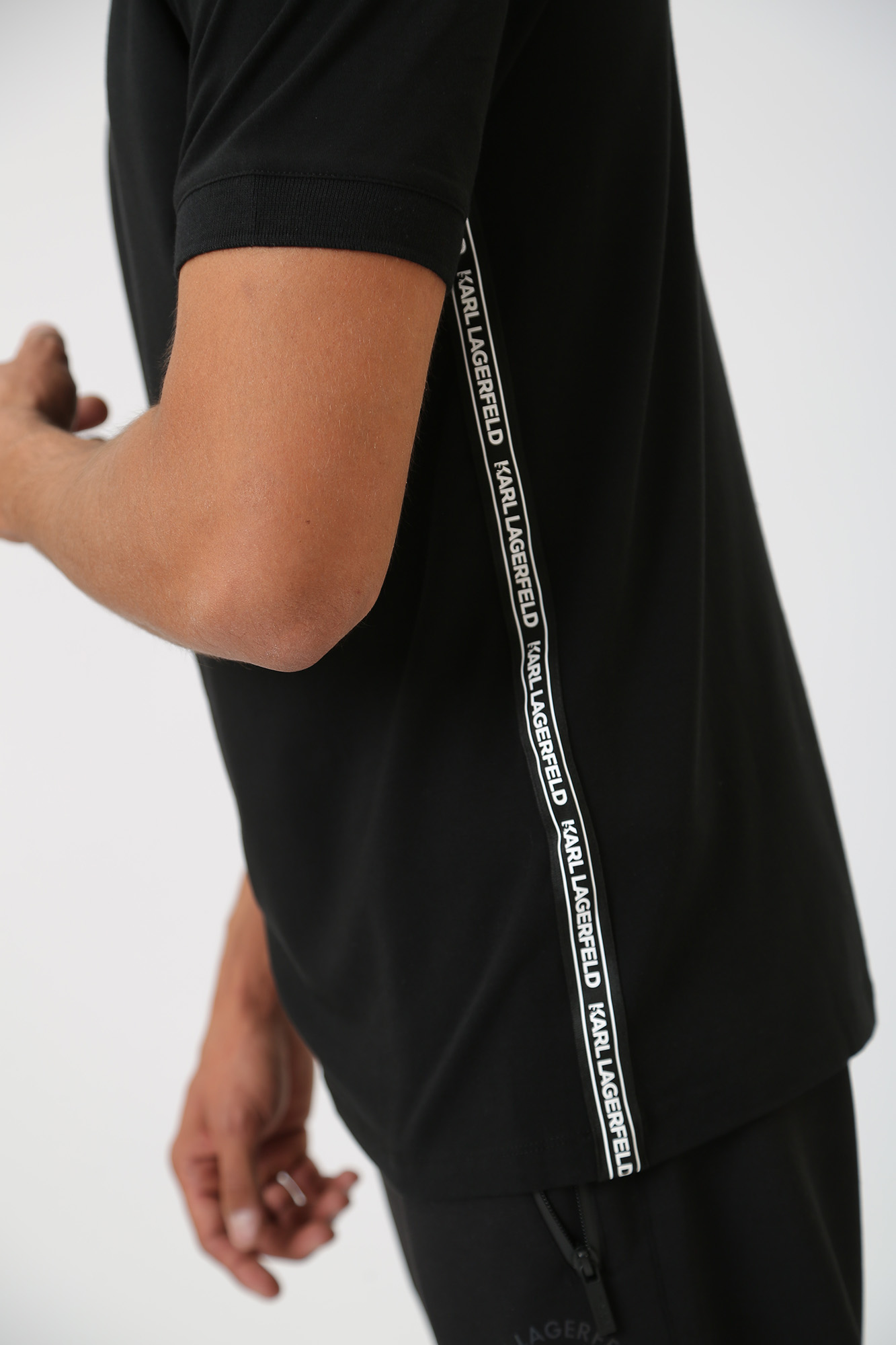 534221_745019 Поло Karl Lagerfeld Черный