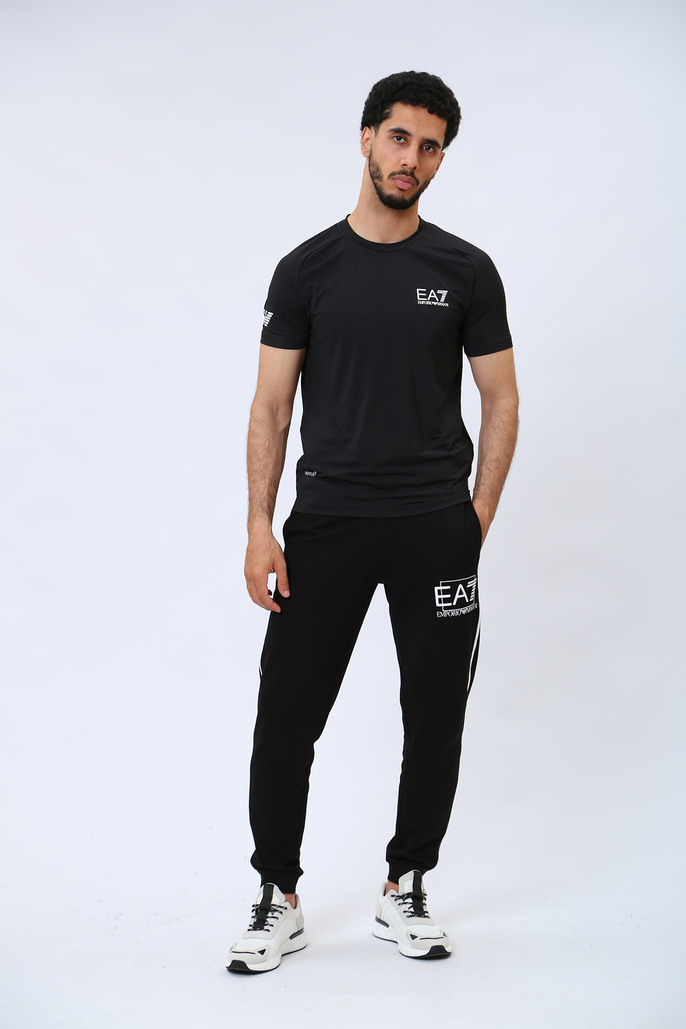 8NPT22_PJEMZ Футболка EA7 Черный