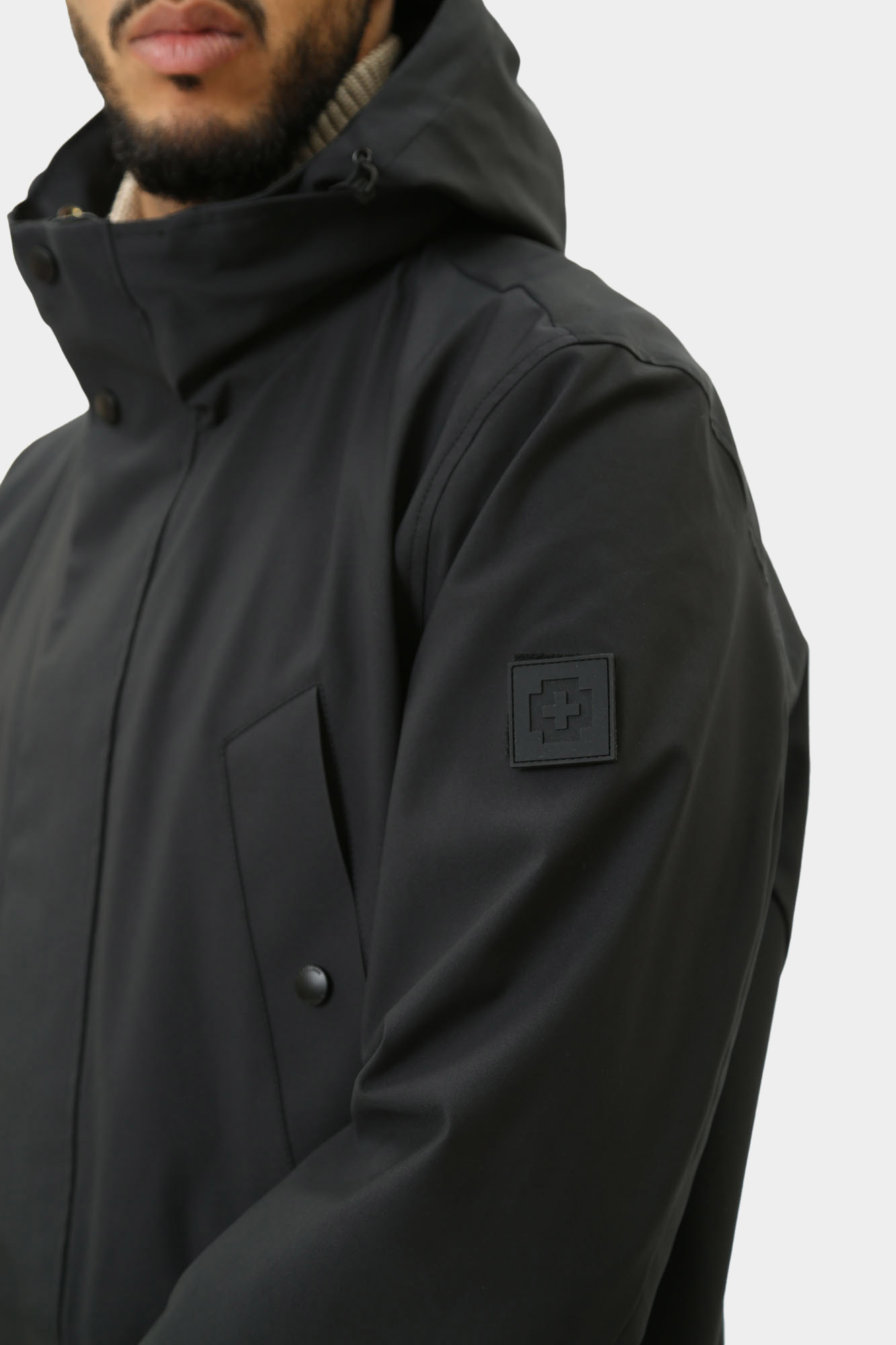 30045582_10016399 Куртка Strellson Черный