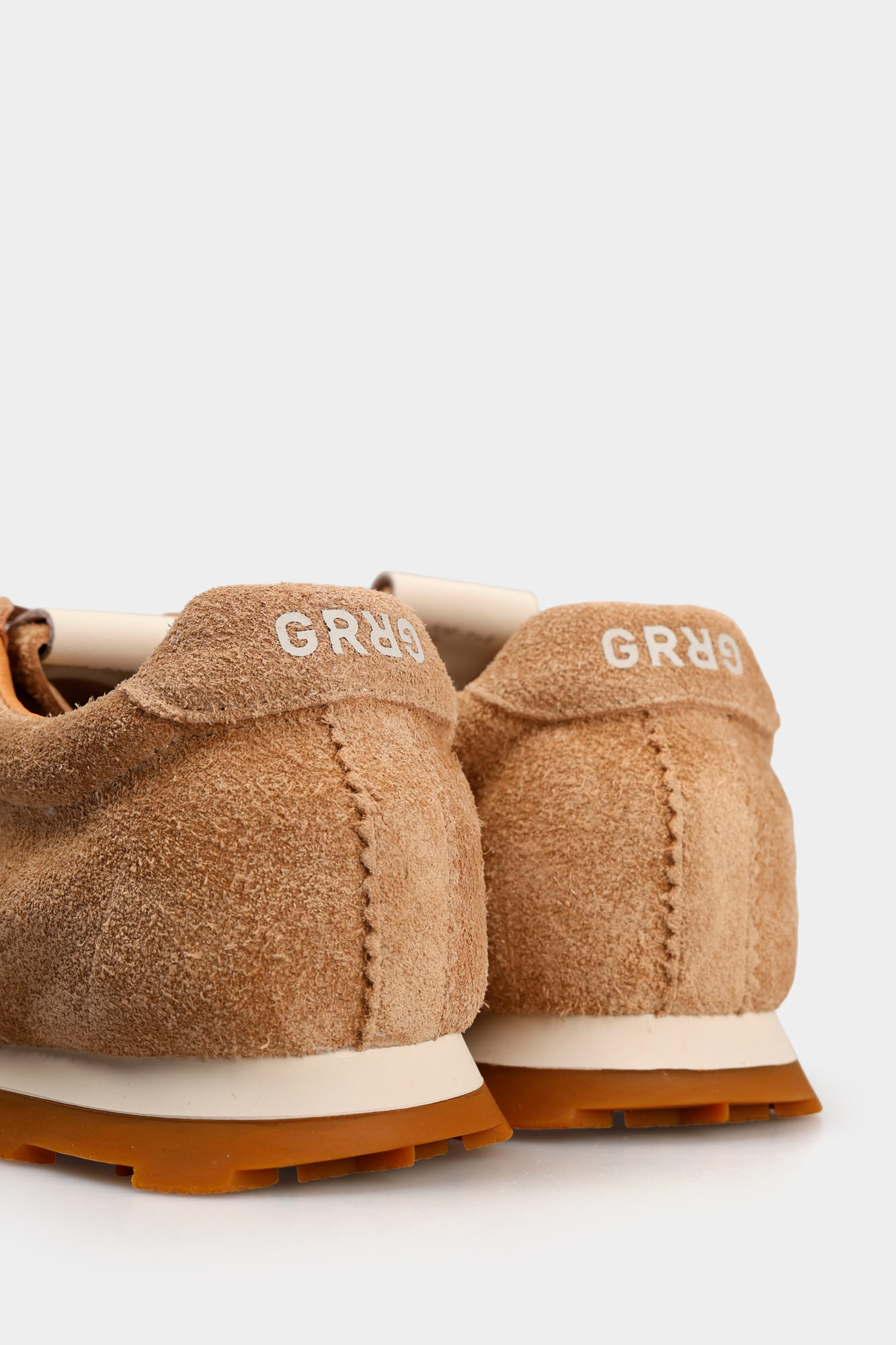 S8-506 Кроссовки Graciana Бежевый