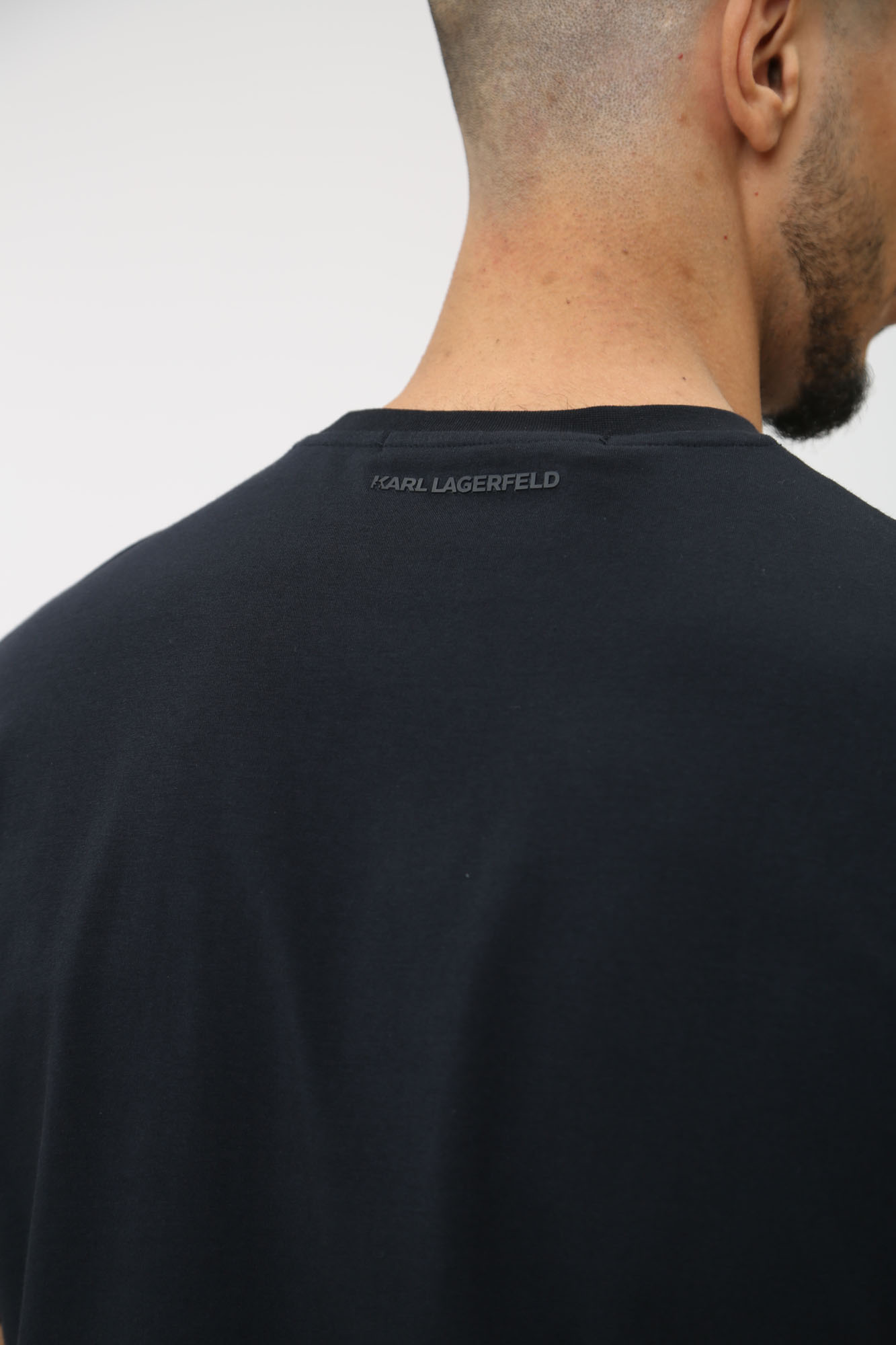 542221_755055 Футболка Karl Lagerfeld Черный
