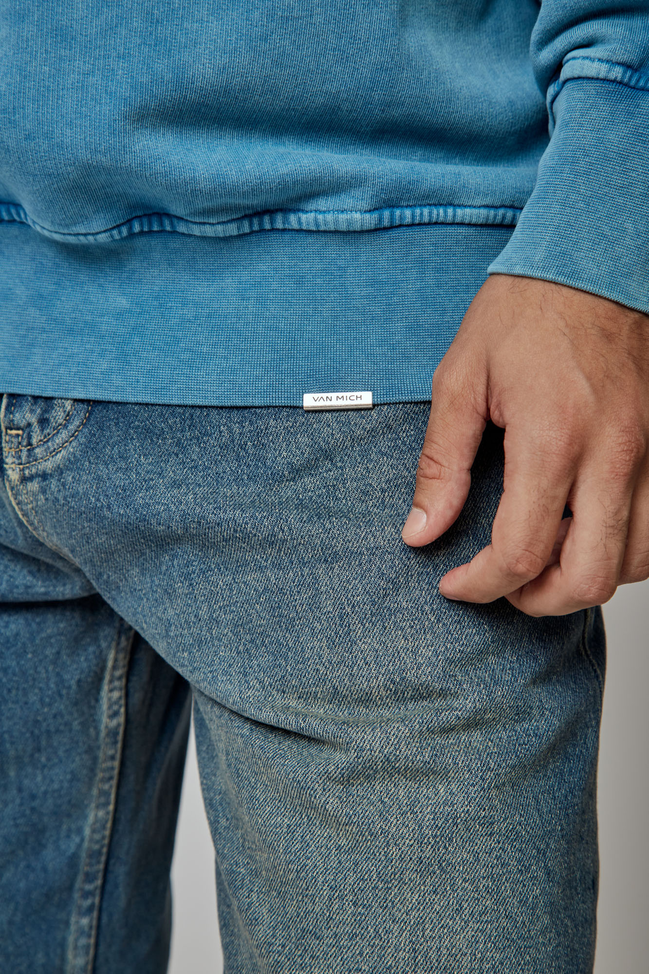 VM-ERK-22-306 Свитшот Van Mich Голубой