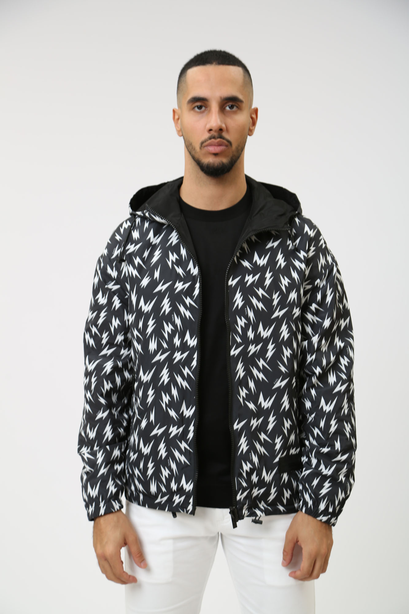 542508_505006 Ветровка Karl Lagerfeld Черный