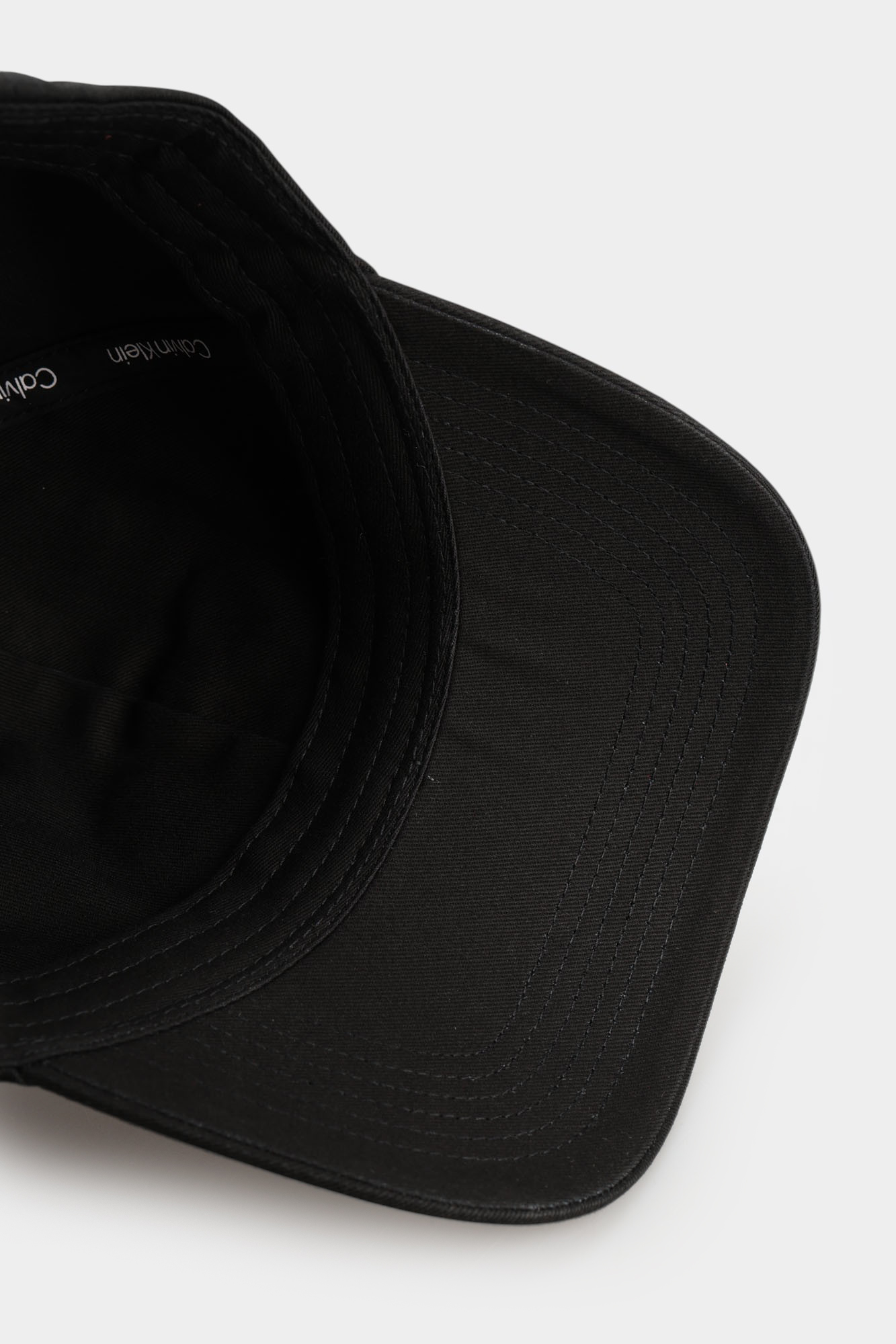 LV04F5032G Кепка Calvin Klein Jeans Черный