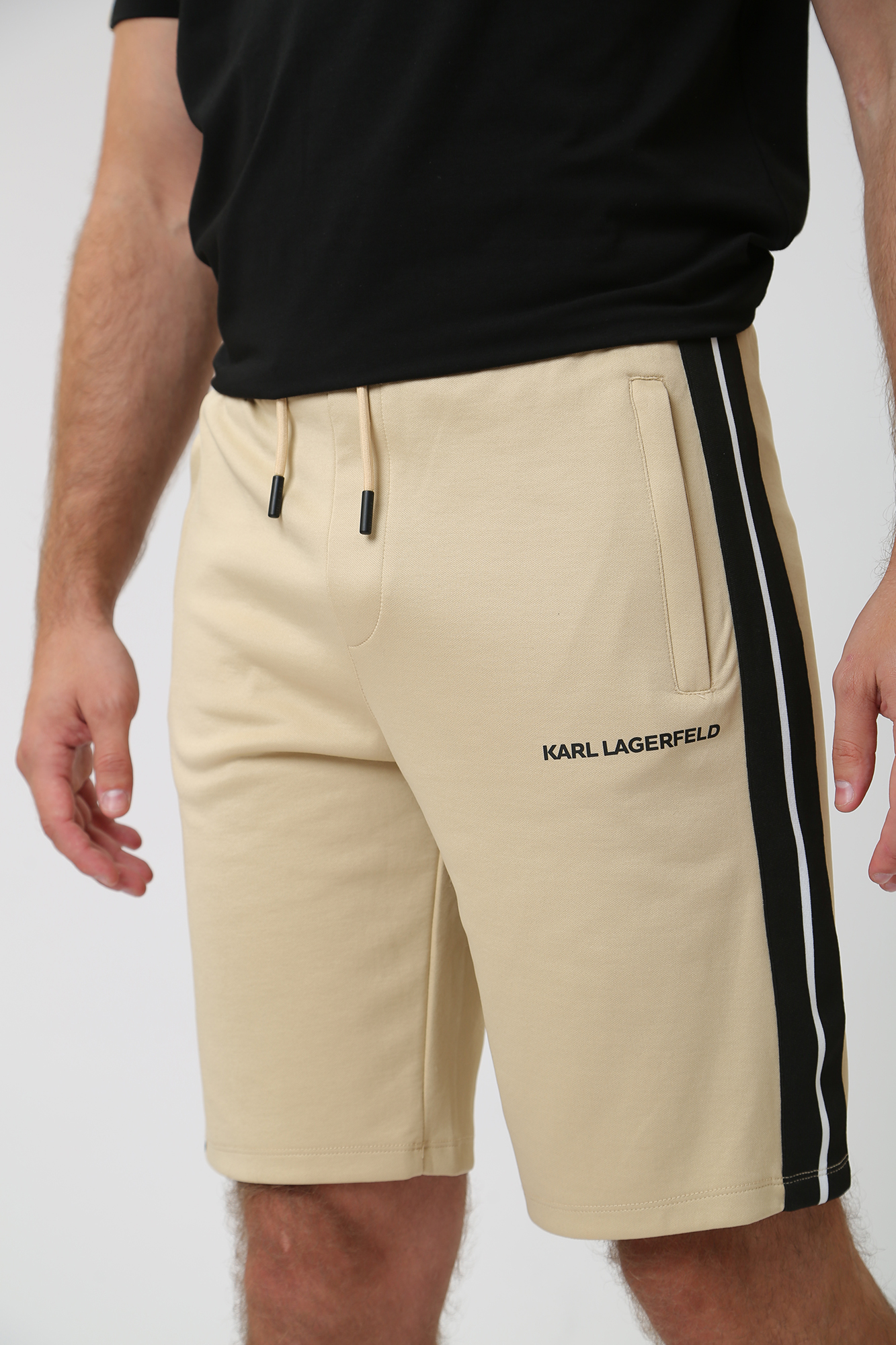 533905_705408 Шорты трикотажные Karl Lagerfeld Бежевый