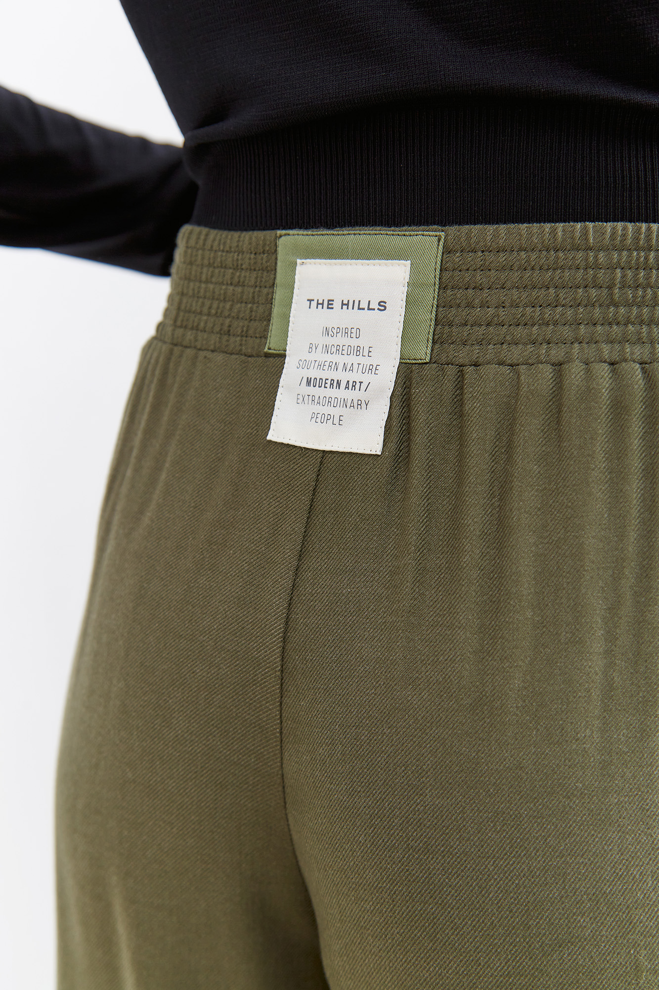 W-231-TH-56-0079 шорты the hills