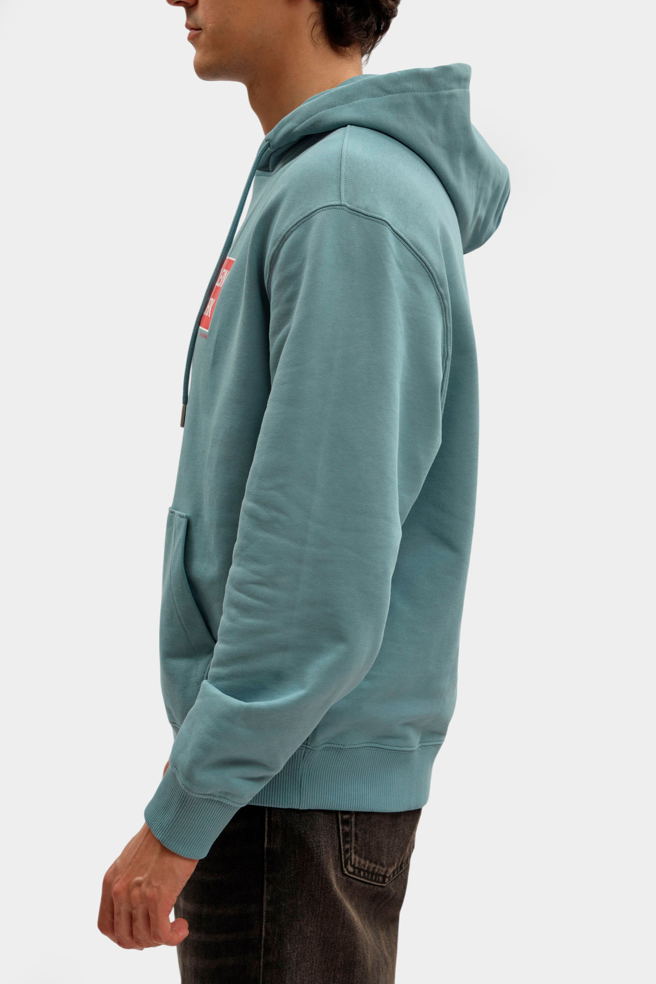 LV04RD259G Джемпер Calvin Klein Jeans