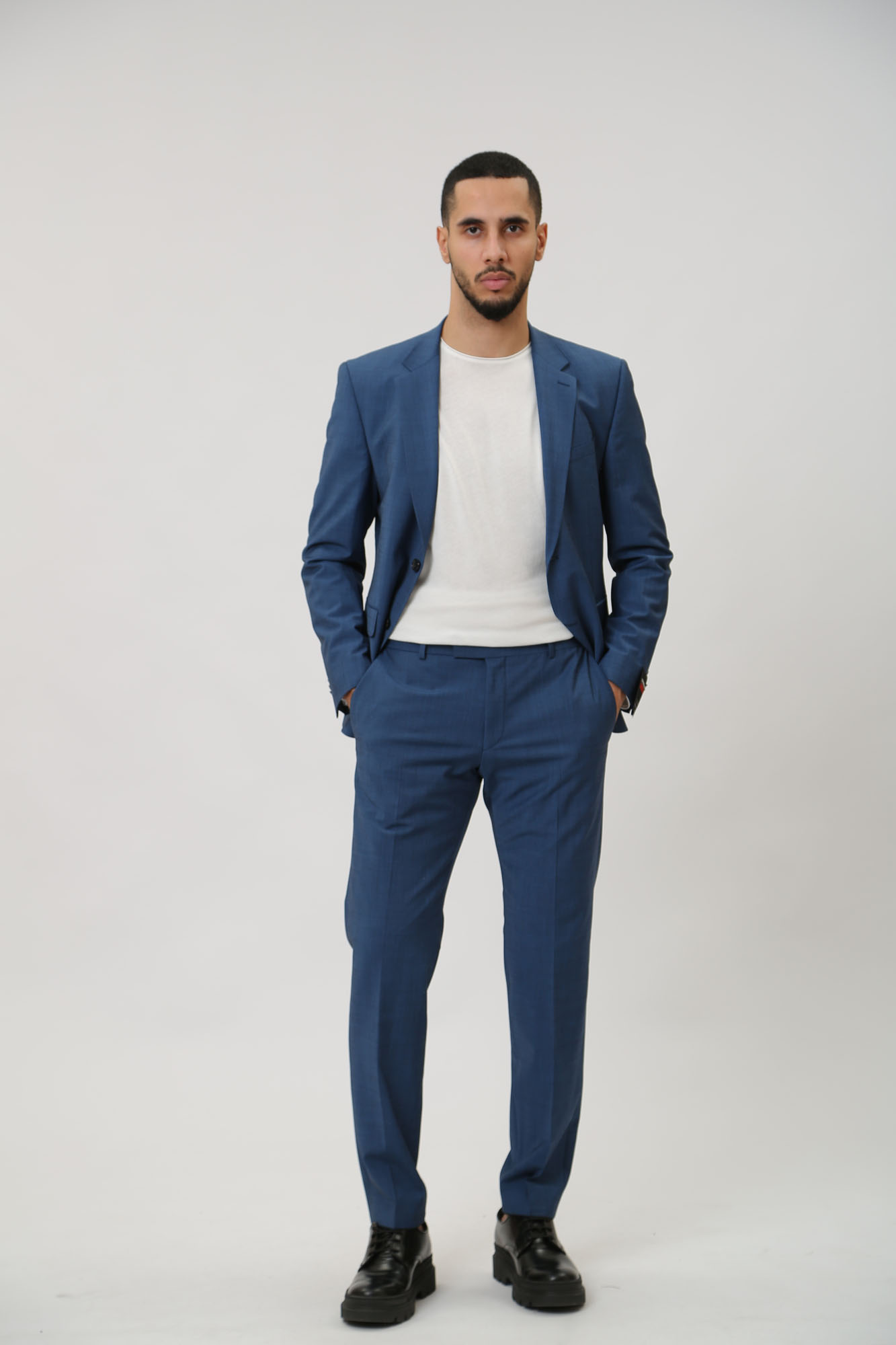 30032781_10007515 Брюки классические Strellson Синий