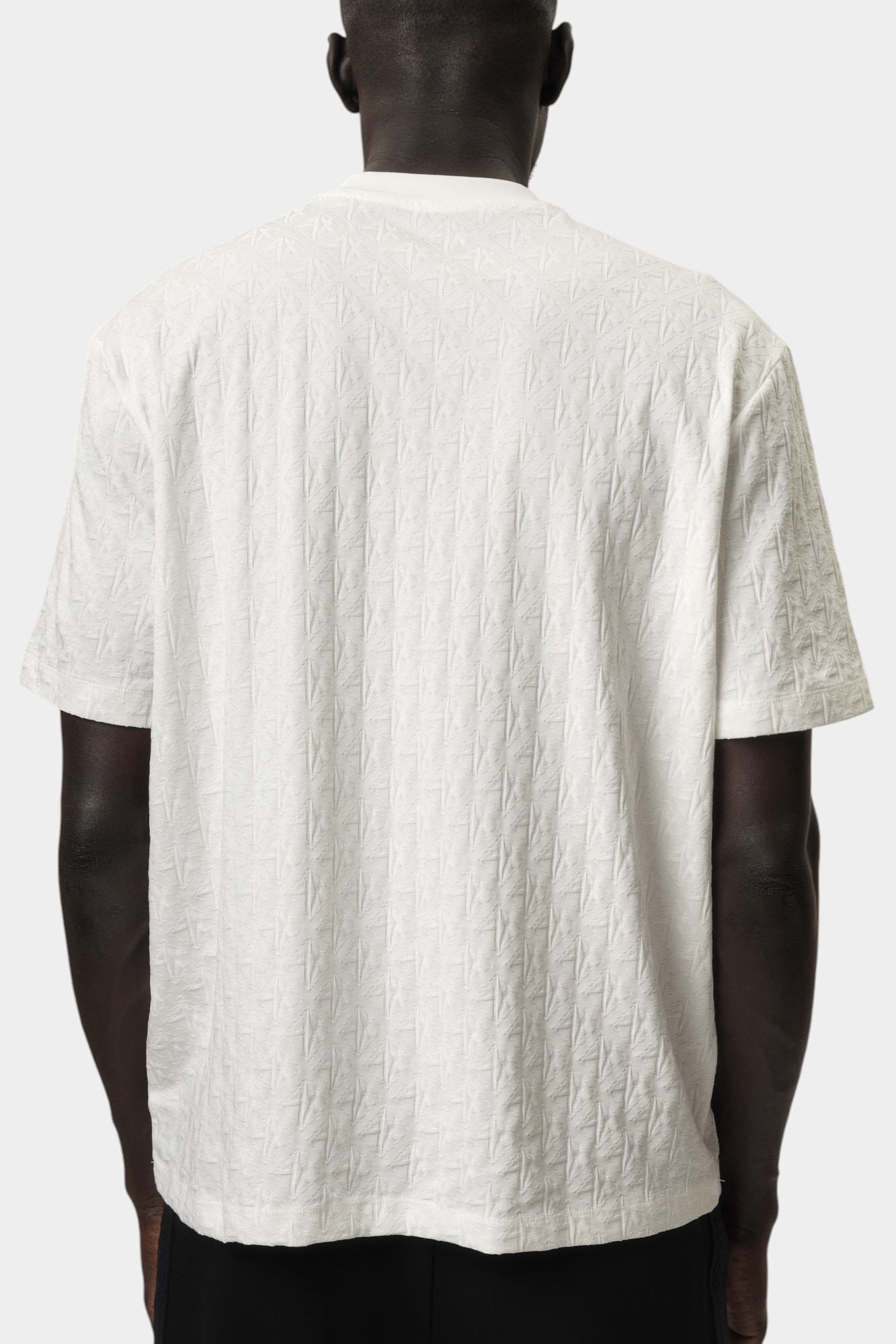 XM000268_AF10337 Футболка Armani Exchange Белый