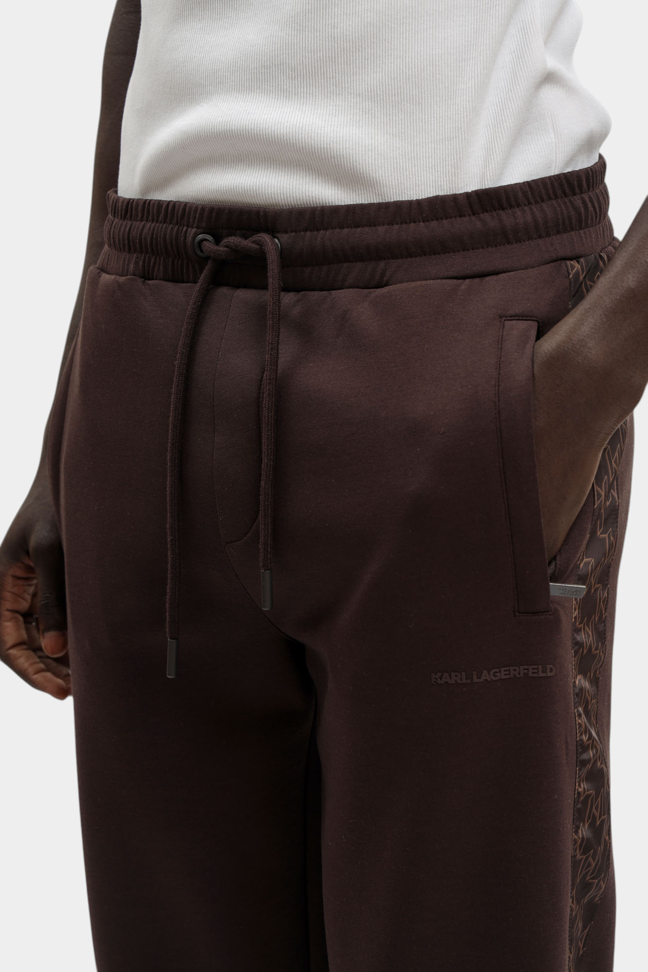 561902_705001 Брюки спортивные Karl Lagerfeld Коричневый