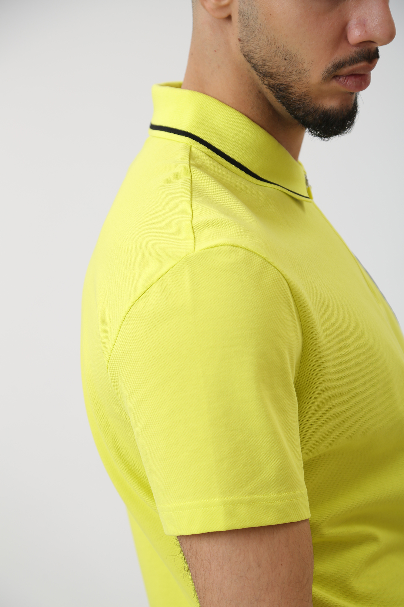 3DZFJA_ZJXHZ Поло Armani Exchange Желтый