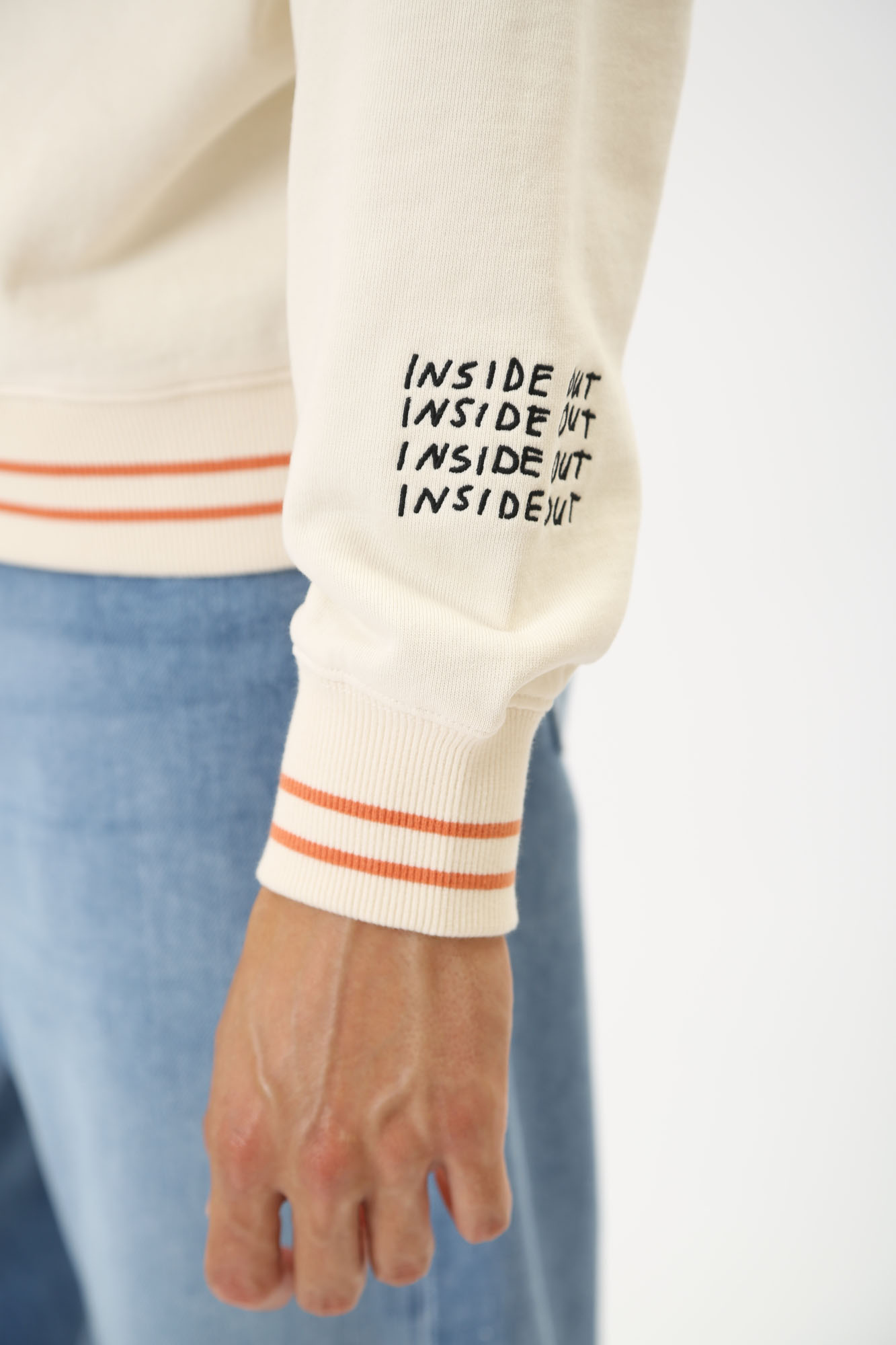 1015273 Толстовка Mustang Молочный