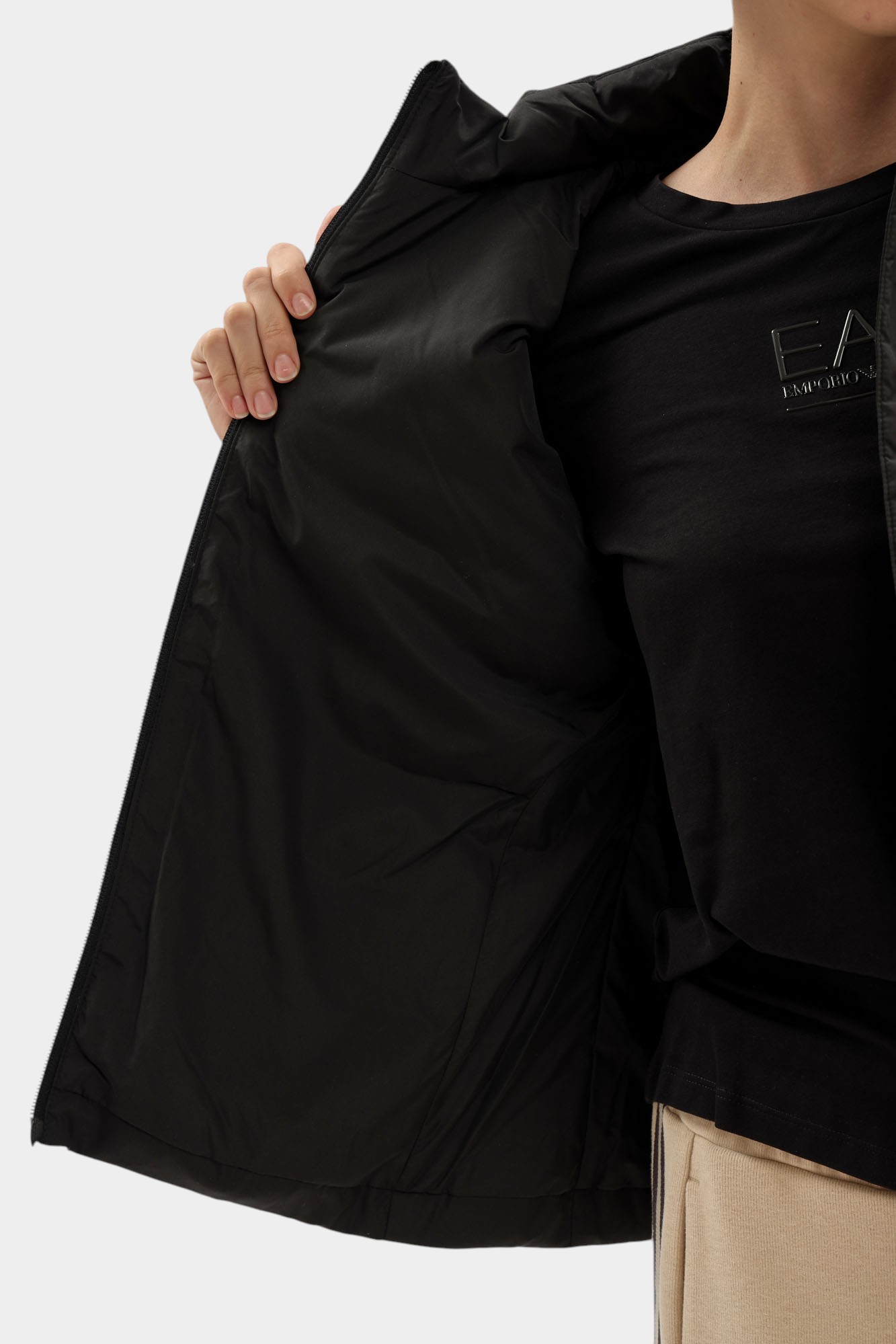 7W000477_AF12476 жилет ea7 