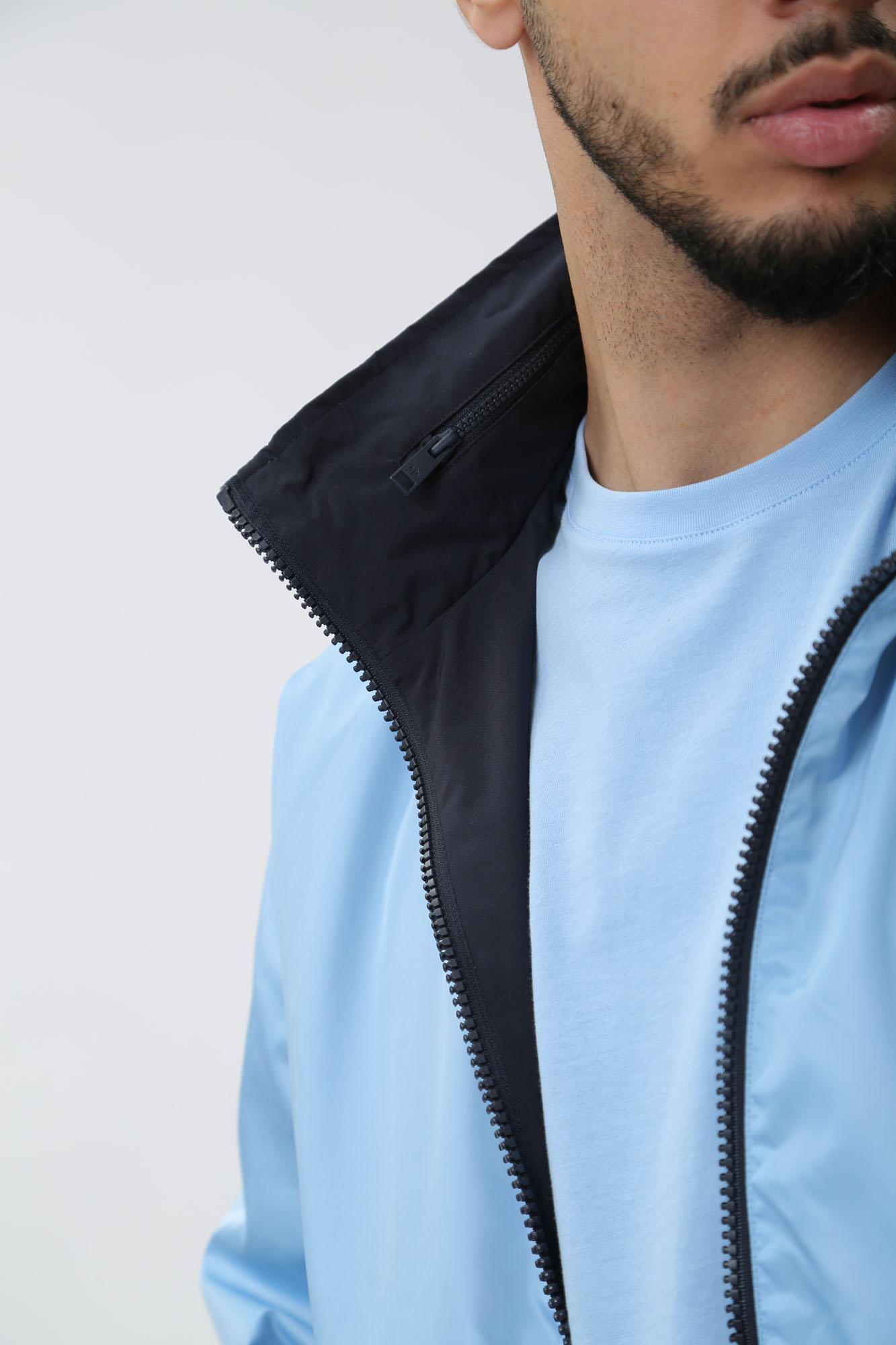 3DZB06_ZNB7Z Ветровка двусторонняя Armani Exchange Синий