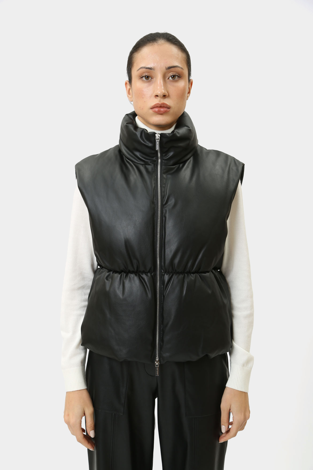 6DYQ21_YNNYZ жилет пуховый armani exchange 