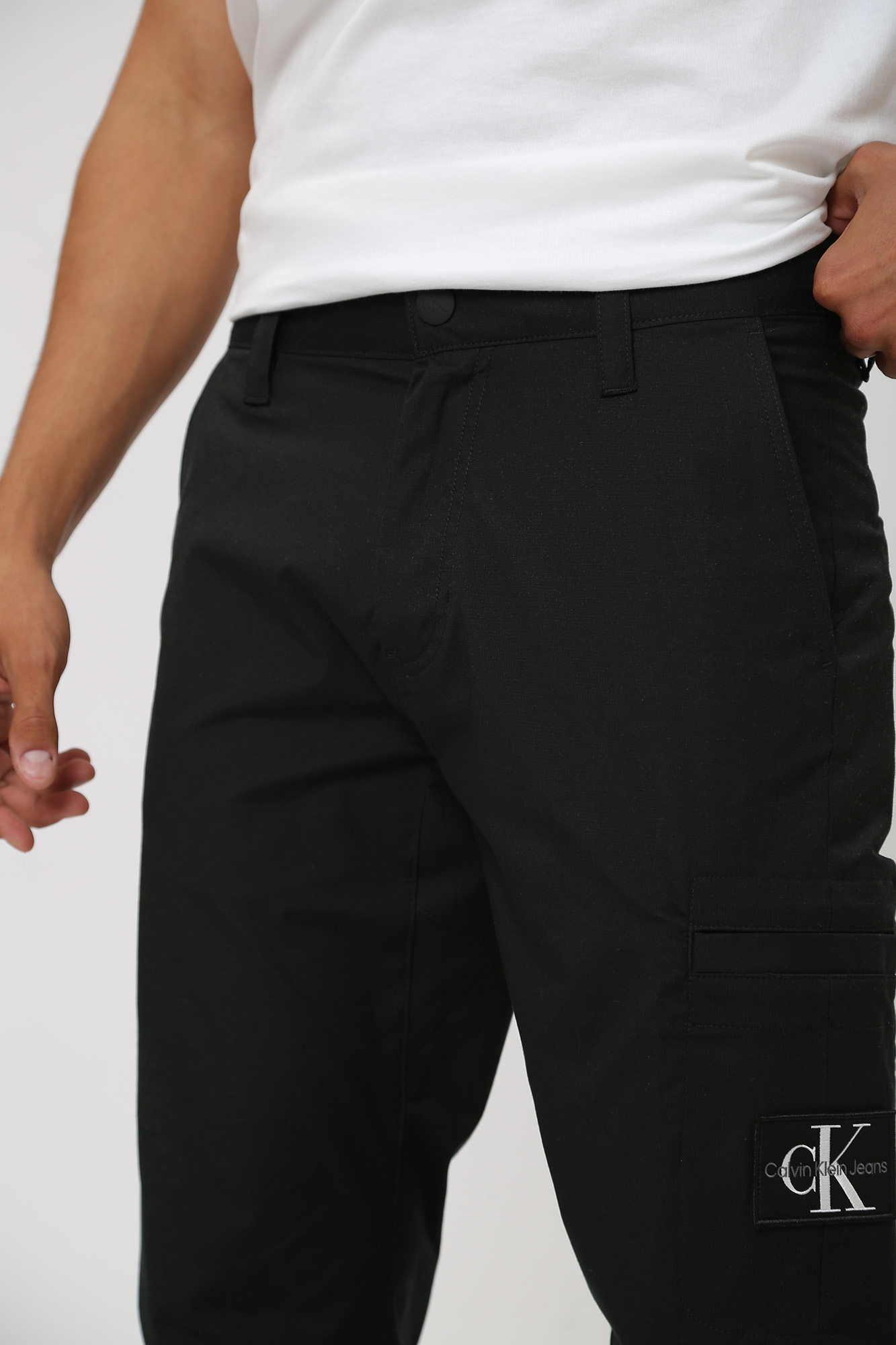 J30J323508 Брюки чиносы Calvin Klein Jeans  Calvin Klein Jeans Черный