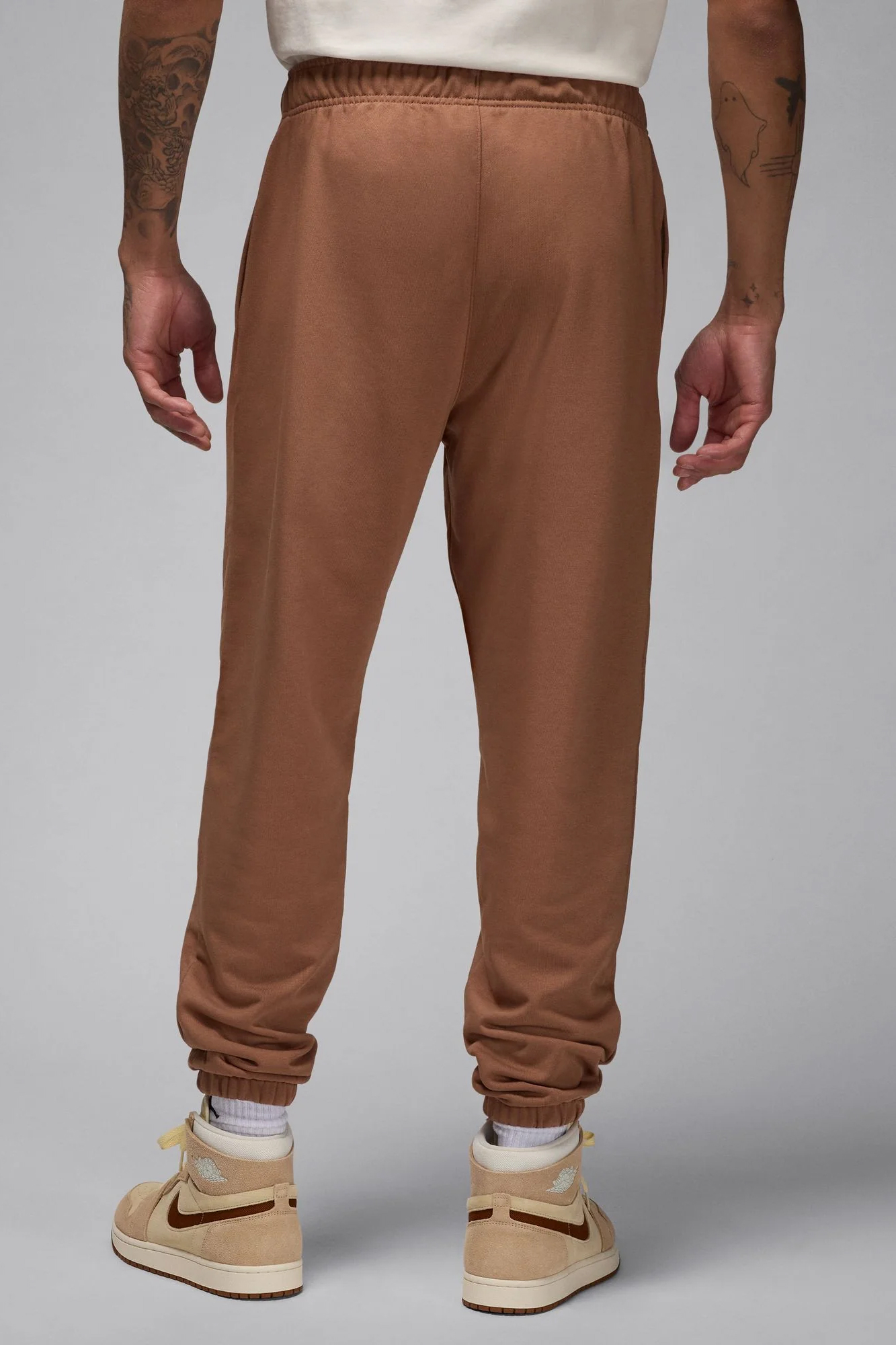 FV8608 Брюки Nike Коричневый