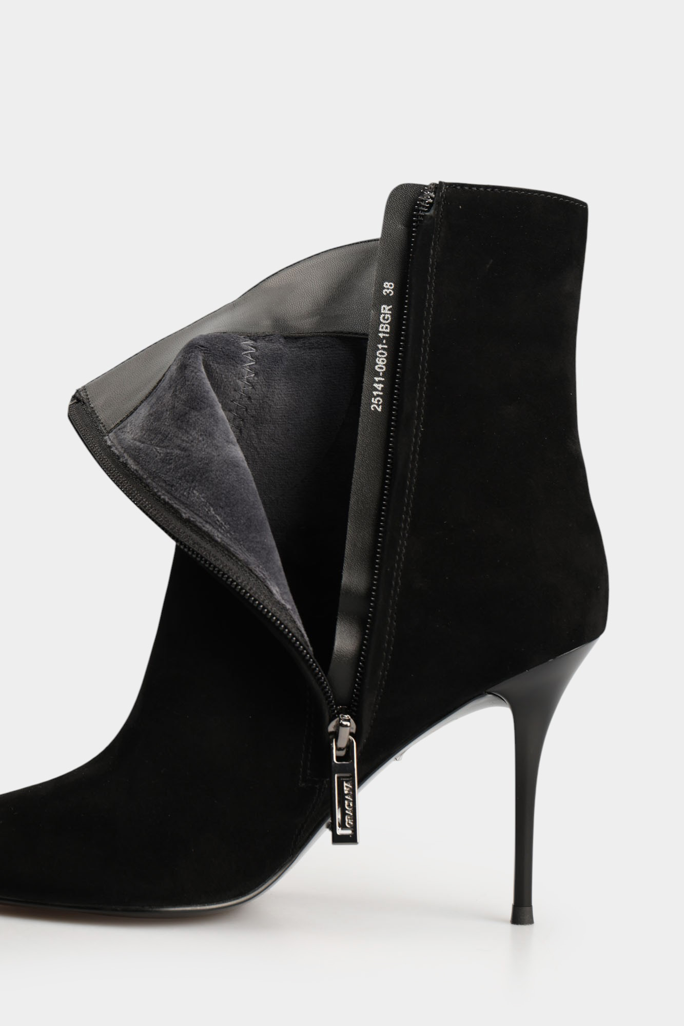 25141-0601 Ботильоны Graciana Черный