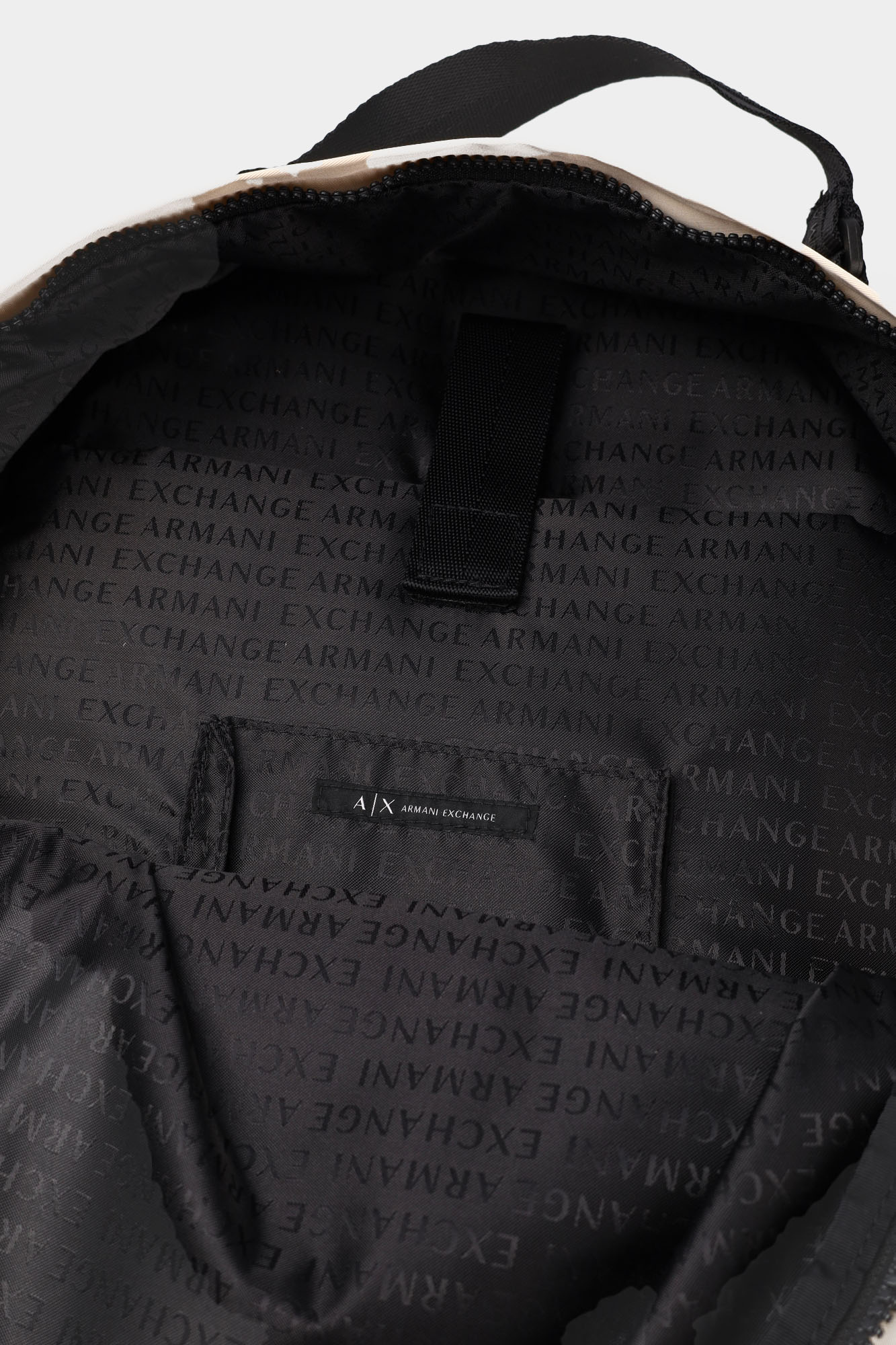 952627_4R837_14312 Рюкзак Armani Exchange Серый