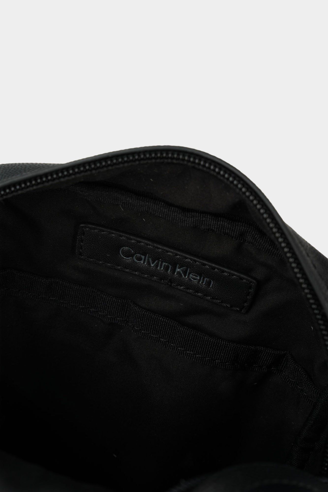 K50K512763 Сумка Calvin Klein Jeans Черный
