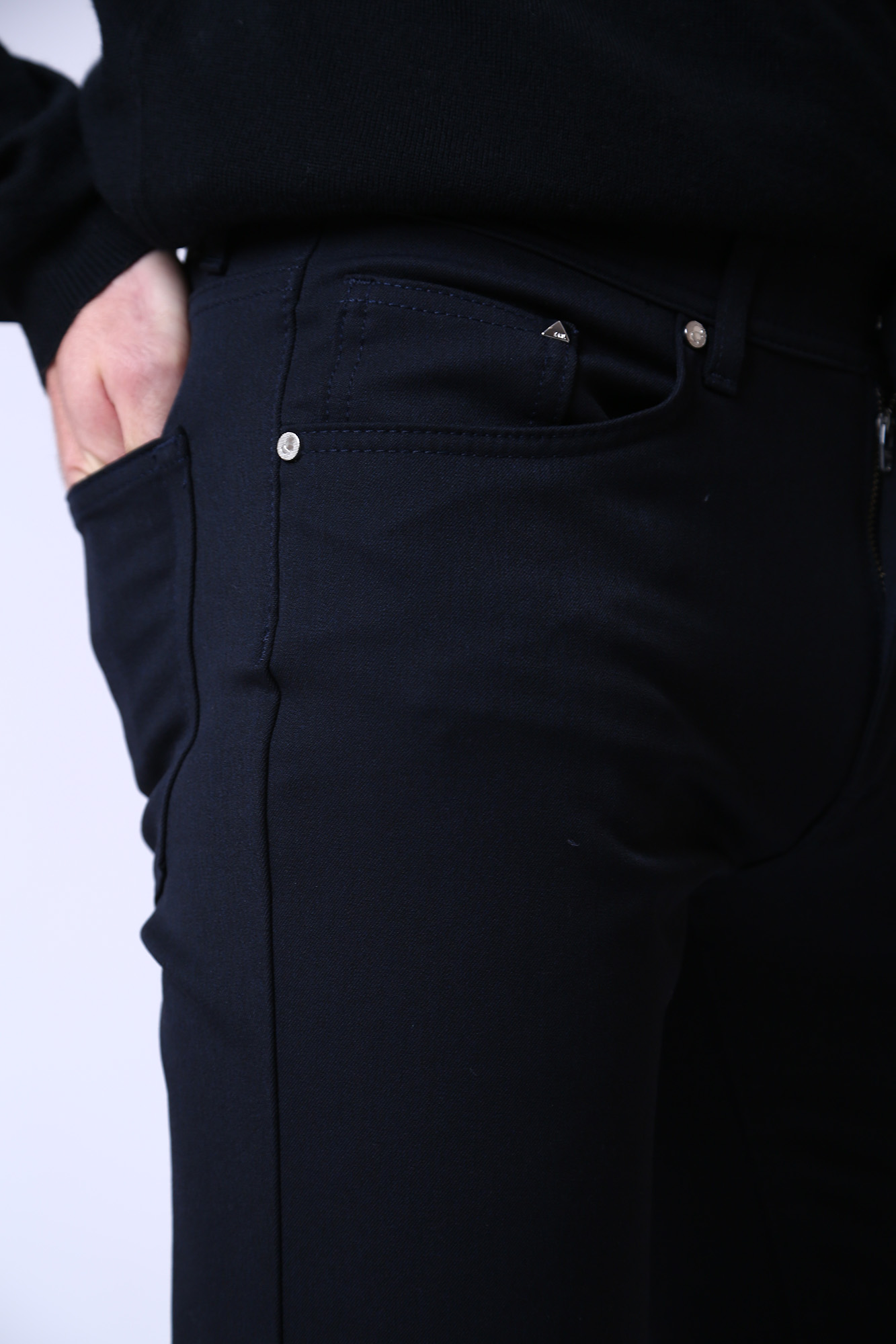 524815_265840 Джинсы Karl Lagerfeld Синий