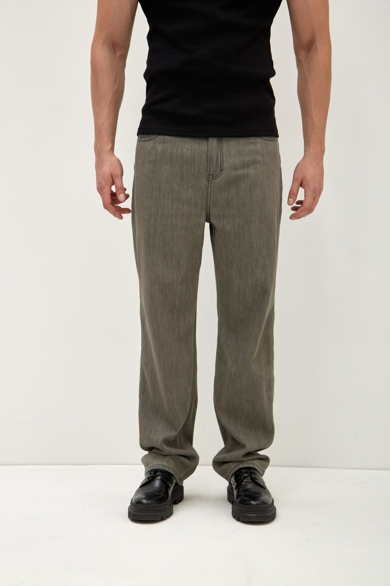 M-241-TK-56-1043 Брюки джинсовые The Hills Серый