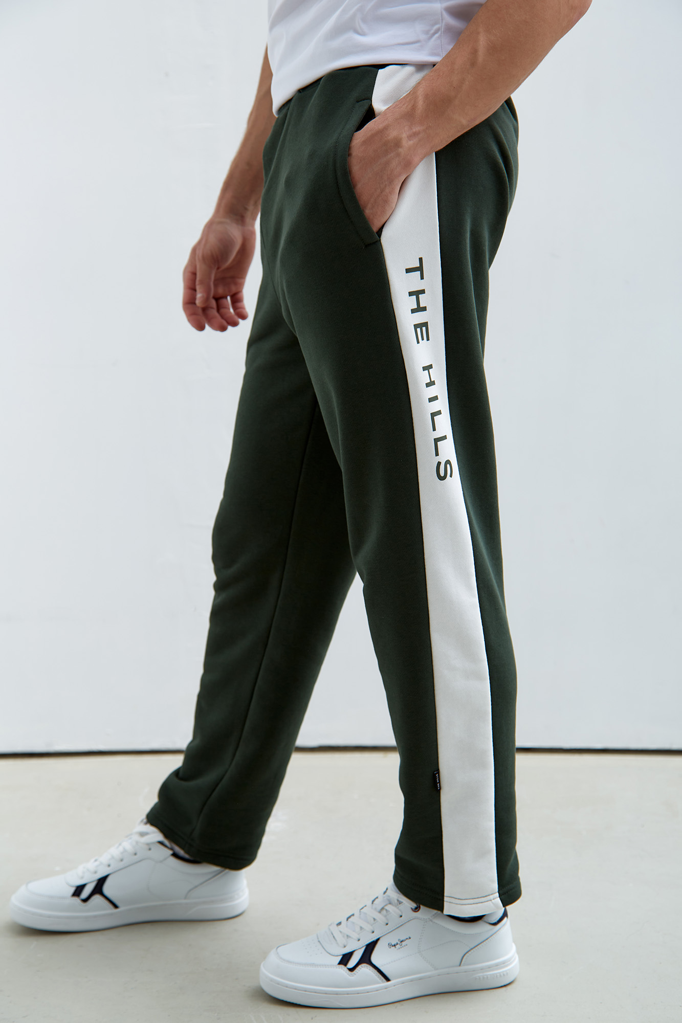 M-231-P-20-0007 Брюки спортивные The Hills Хаки