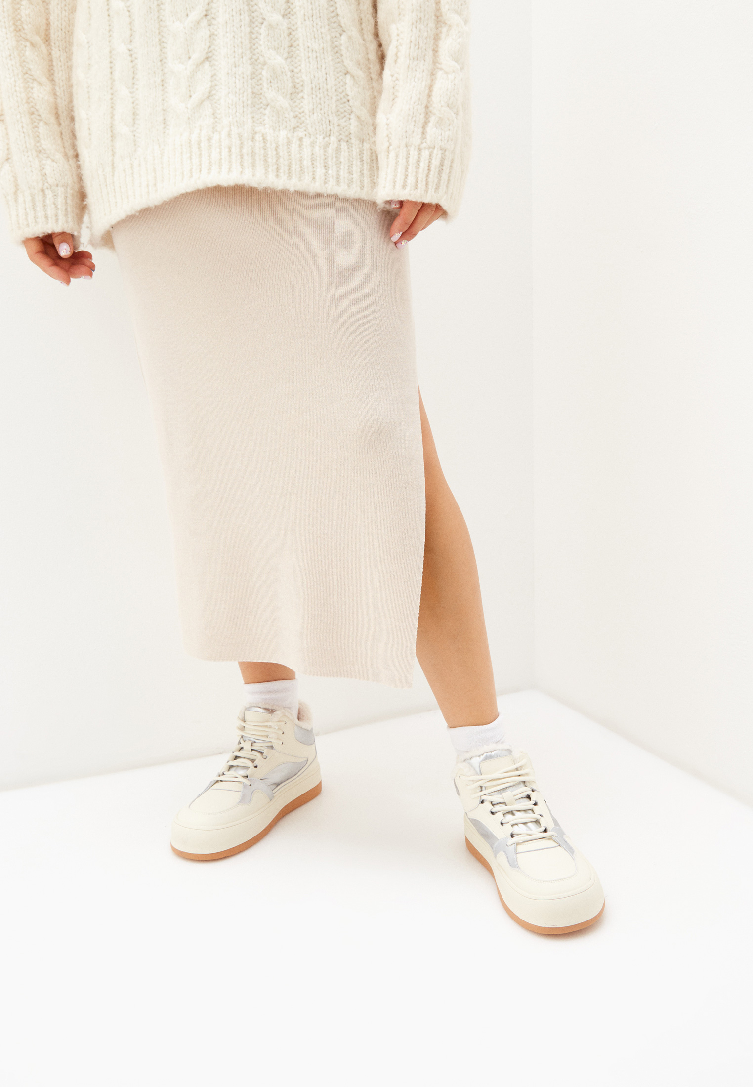 MC12116-WT/8 текстиль Ботинки жен кожа/текстиль се Кеды Marc Cony Молочный