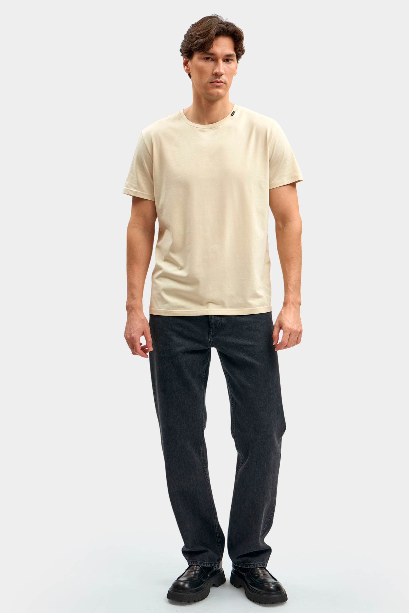 M-261-P-22-1606 Футболка The Hills Бежевый