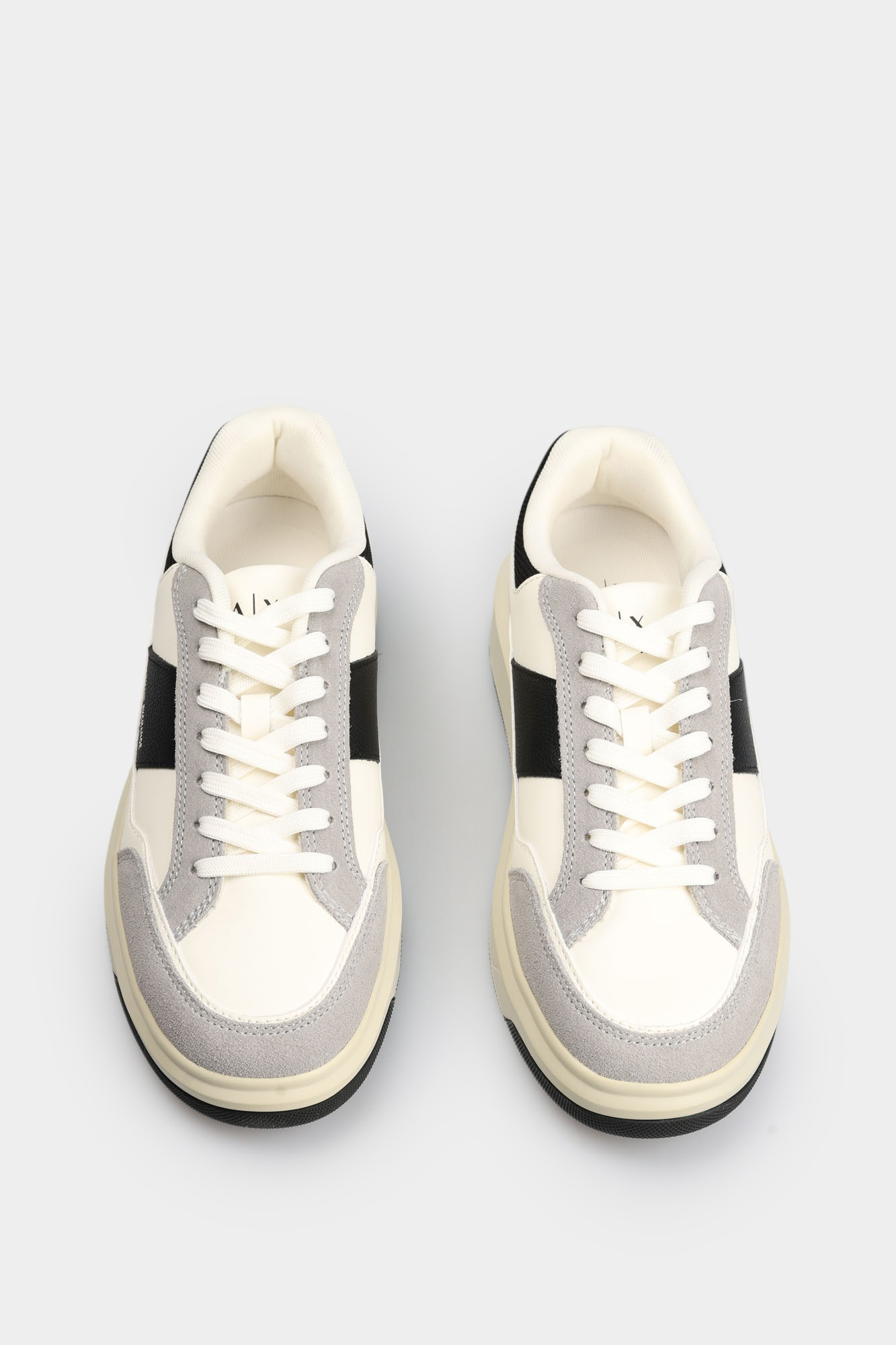 XM001720_AF17529 Кеды Armani Exchange Белый