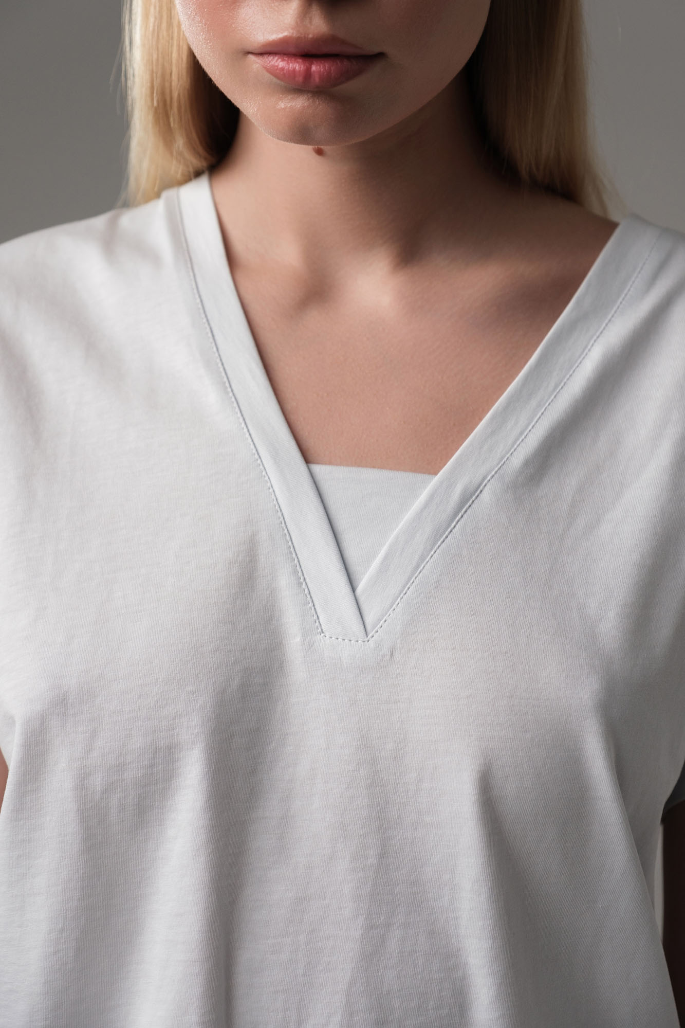 W-251-THT-22-0168 футболка the hills 