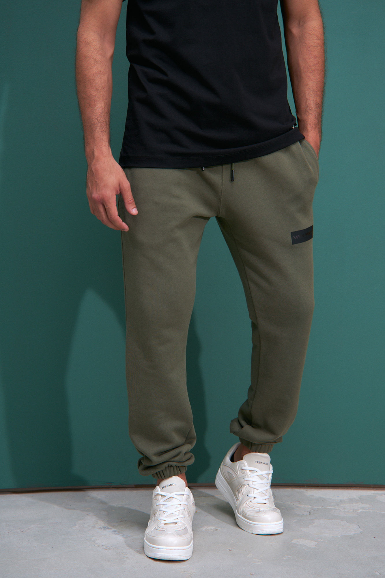 VM-232-20-137 Брюки спортивные Van Mich Хаки