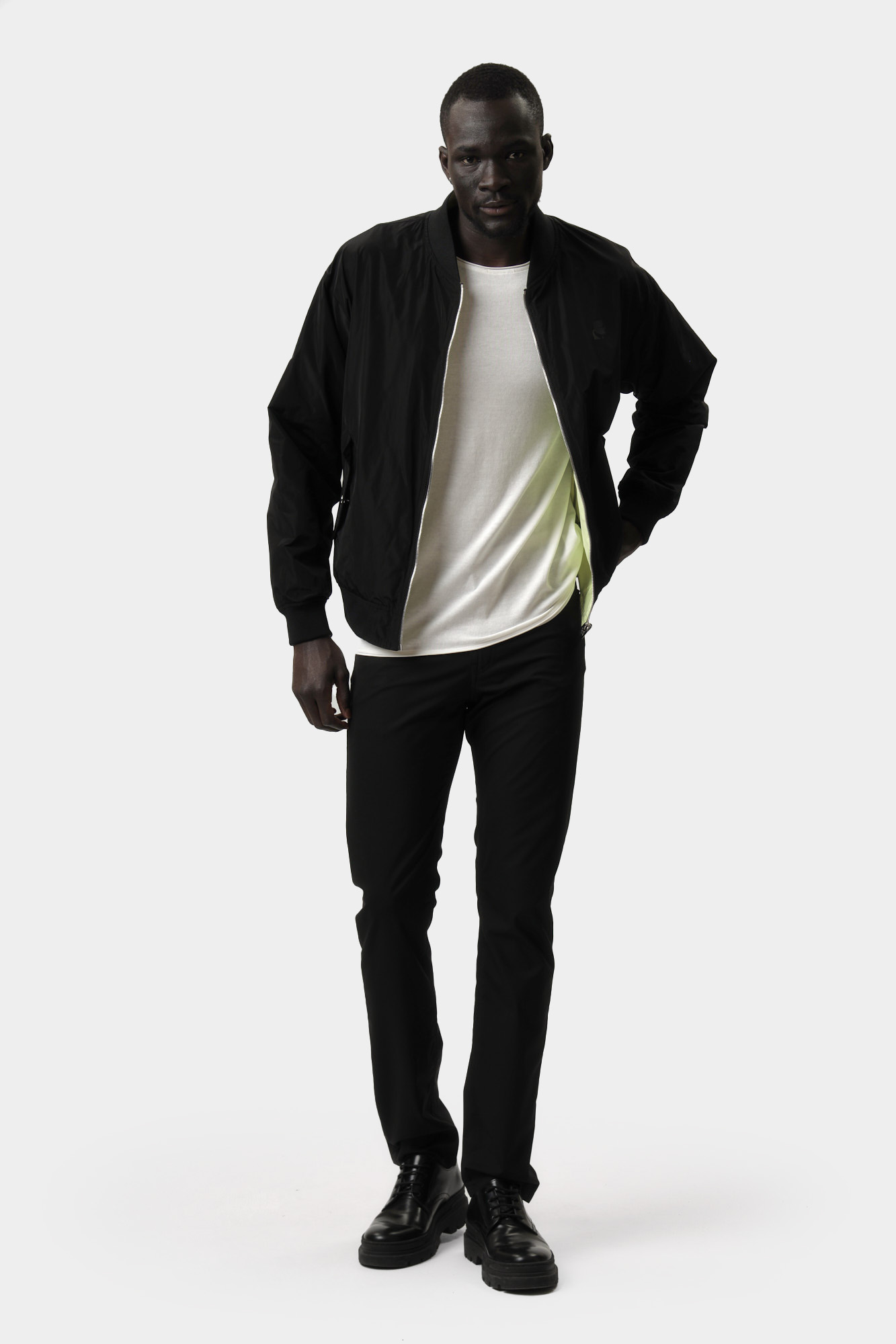 551501_505087 Бомбер Karl Lagerfeld Черный