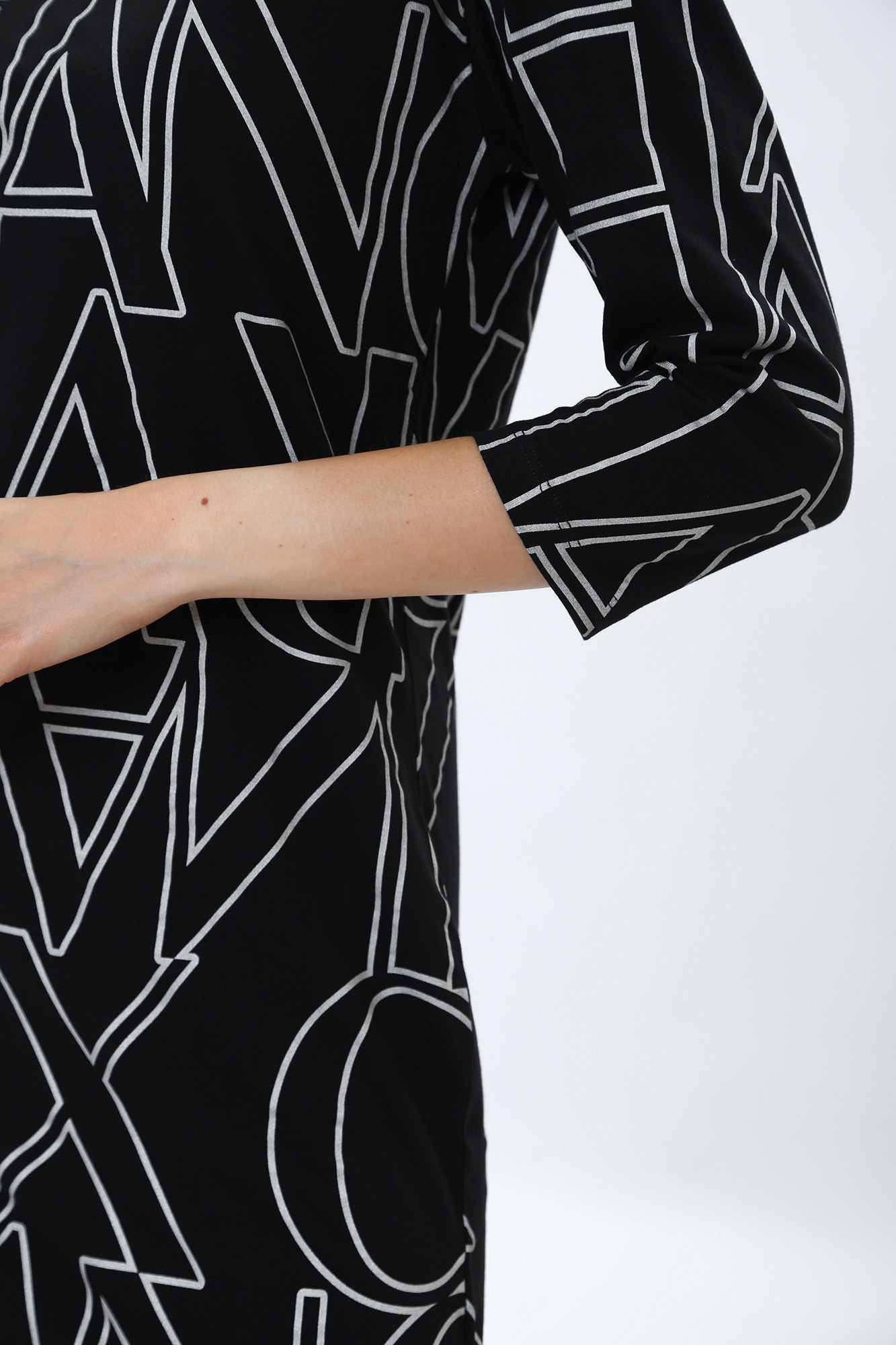 6LYA70_YJBHZ платье armani exchange 