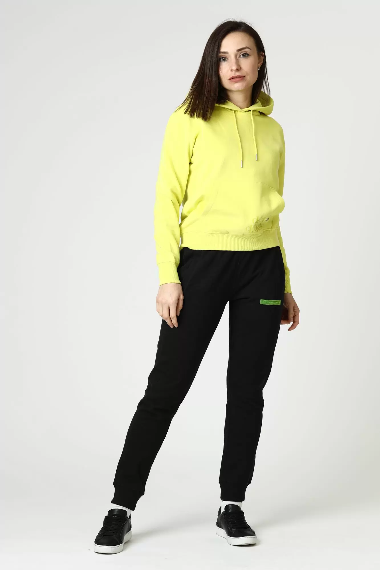 J20J216550 брюки спортивные calvin klein jeans 